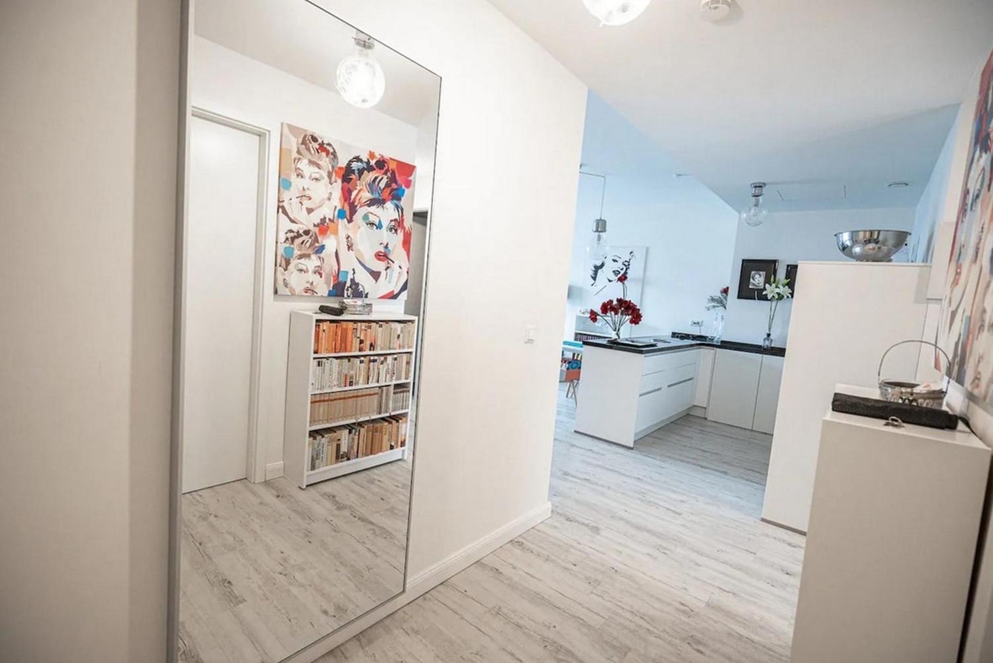 Apartment Grosse 2 Balkone Zentrum Bootsanleger Hamburg
