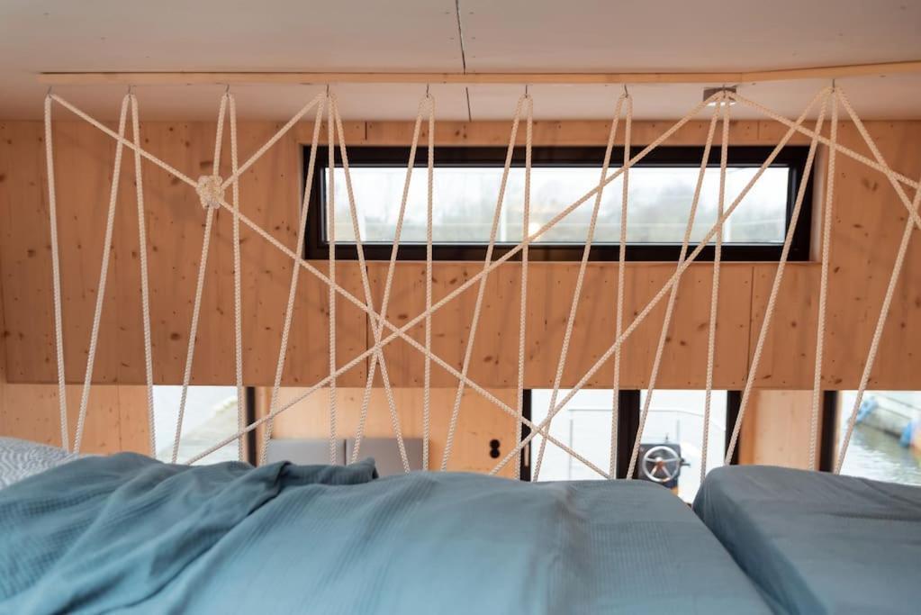 Dein Hausboot Off Fuer Deine Auszeit In Botel Hamburg