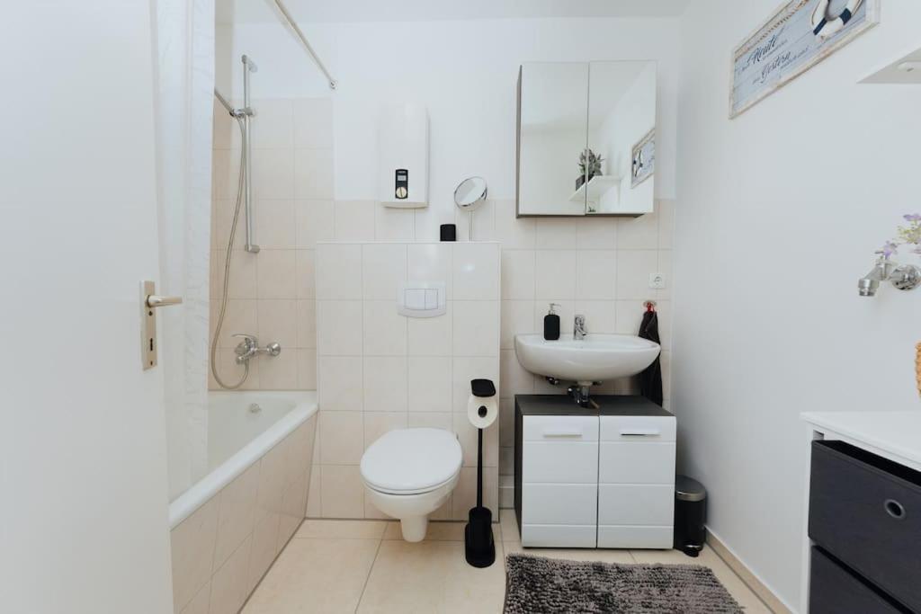 Apartment Gemuetliches 2 Zi App Fuer 4 P In Hamburg-zentrum