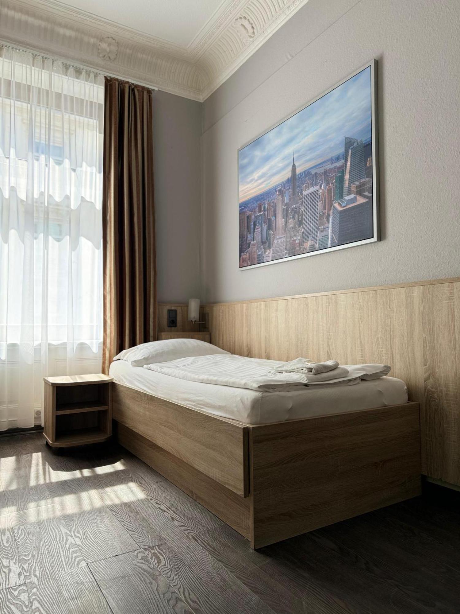 Kieler Hof Hotel 2*