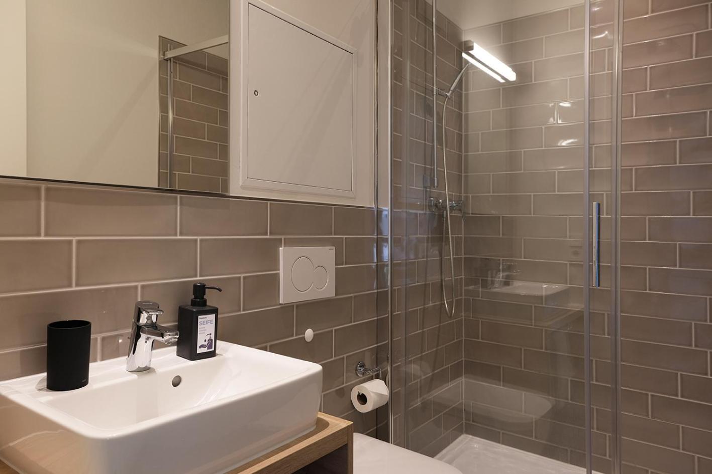 Hub Apartment *