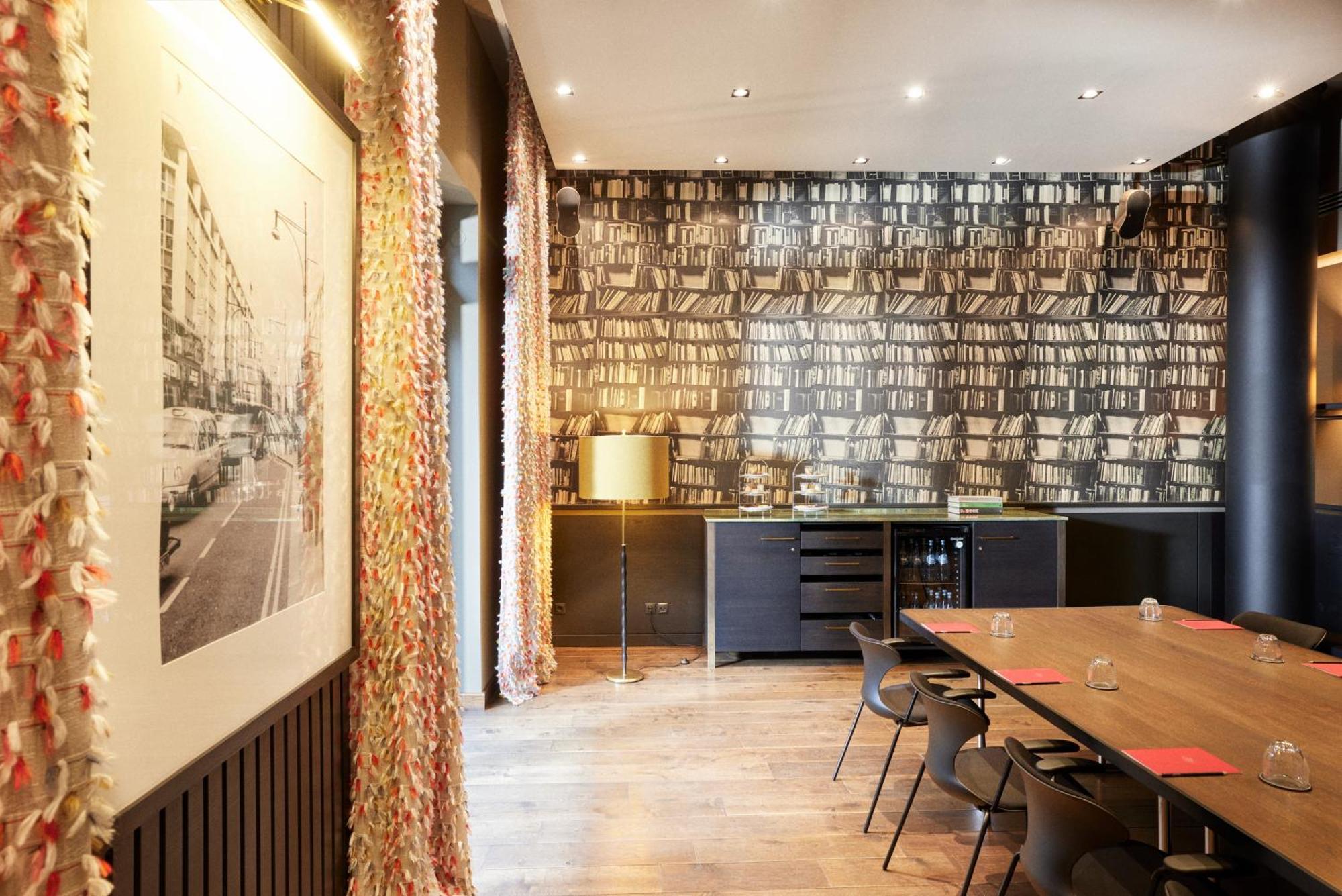 The George 4*