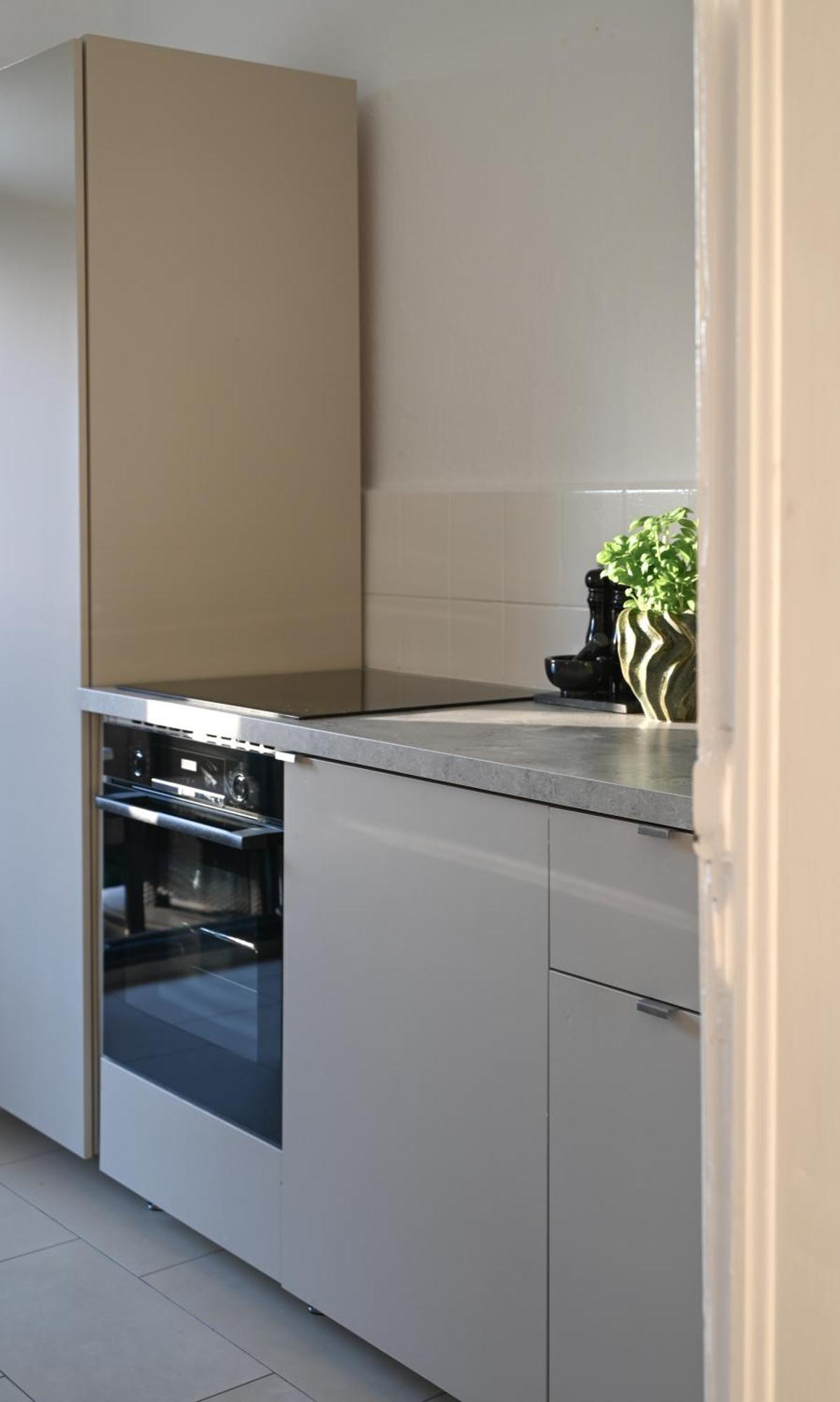 Modern, Ruhig, Gemuetlich: 2 In Bester Lage Nahe Alster + Stadtpark Apartment *