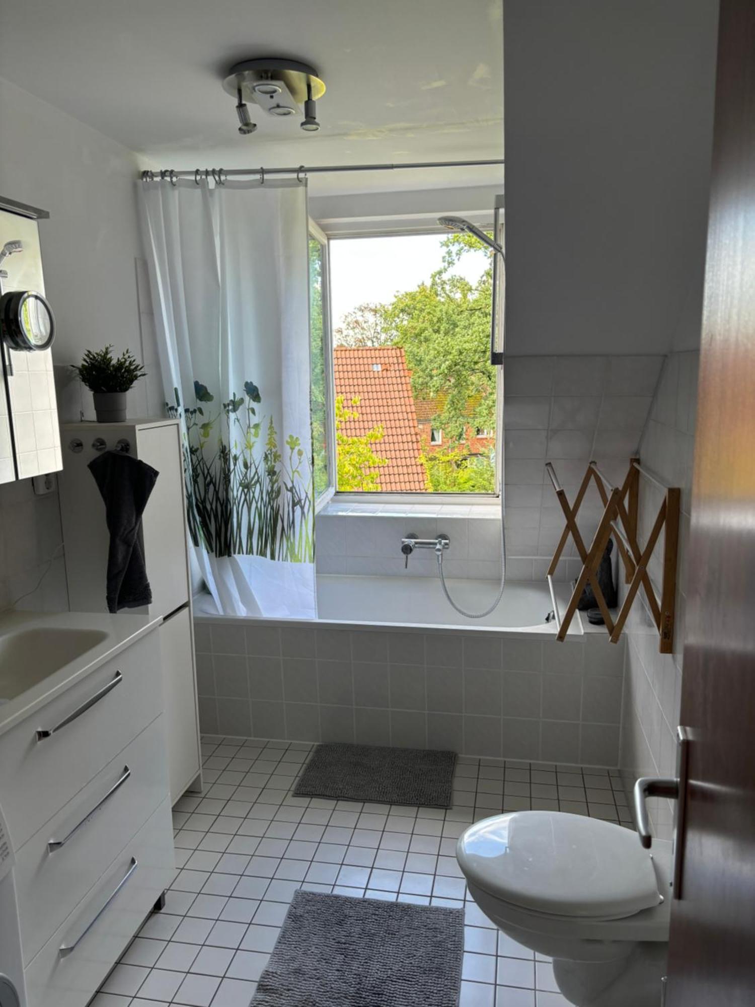 Apartment Zimmer Im Gruenen An Der Alster *