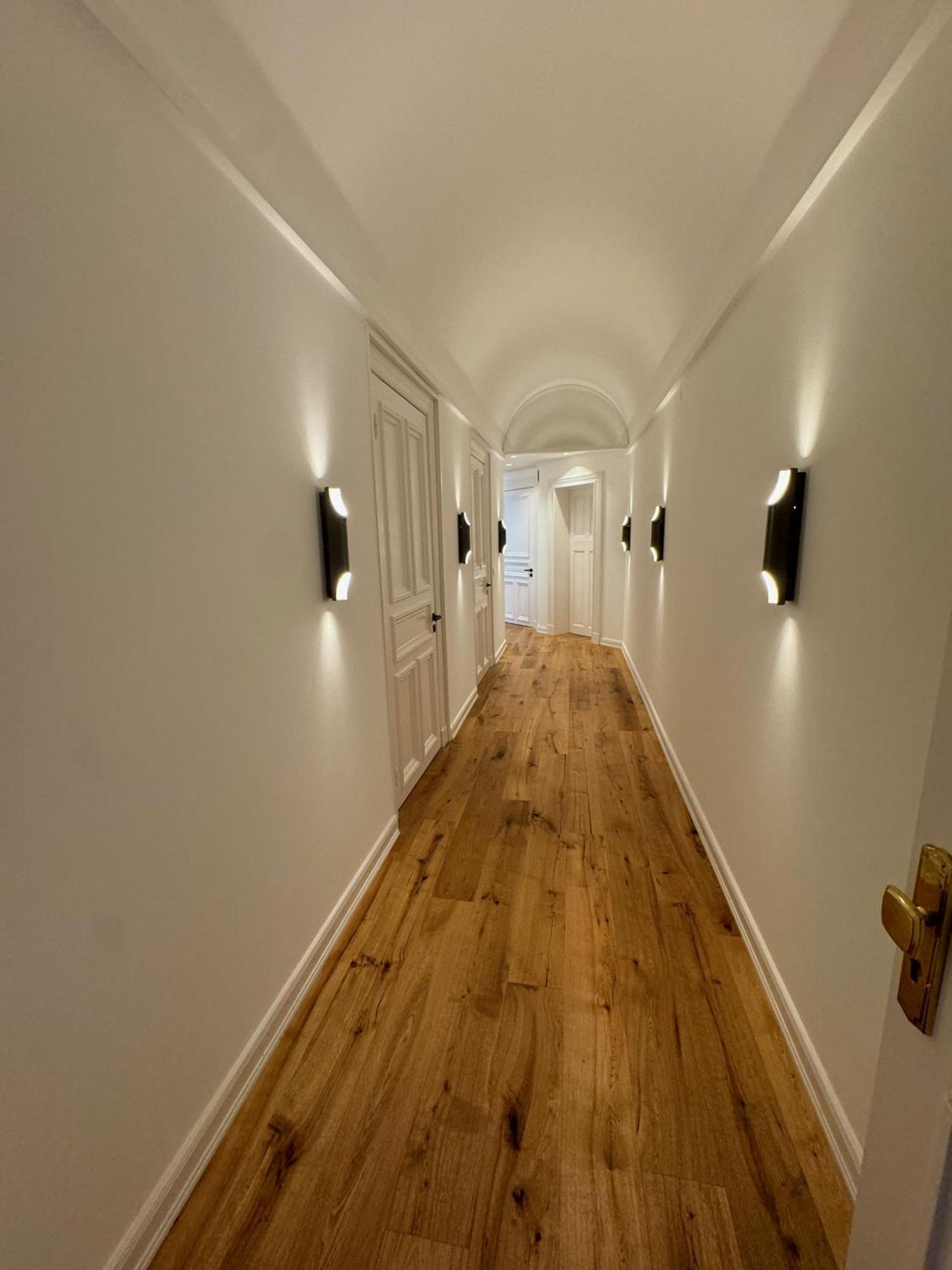 Park Lane Apartment