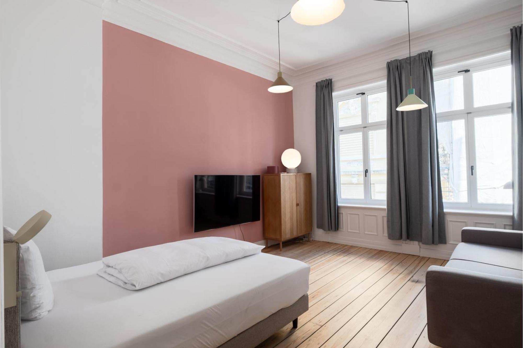 Park Lane Apartment