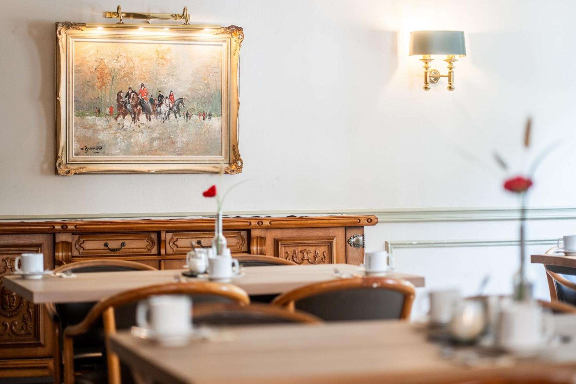 Kleinhuis Mellingburger Schleuse 4* Hamburg