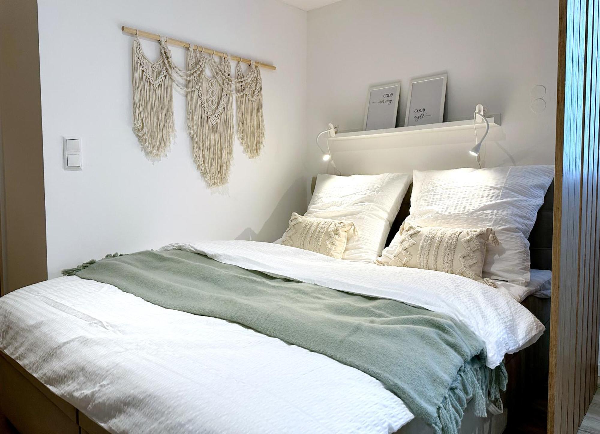 Apartment Gemuetliches 2 Ambient Mit Queensize-bett , Etagenbett& Schlafsofa In Alsternaehe