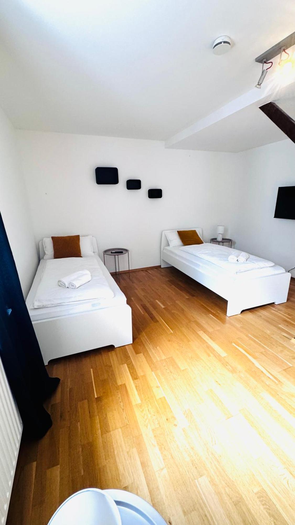 Homestay Taparia Segovia Unterkunft Hamburg