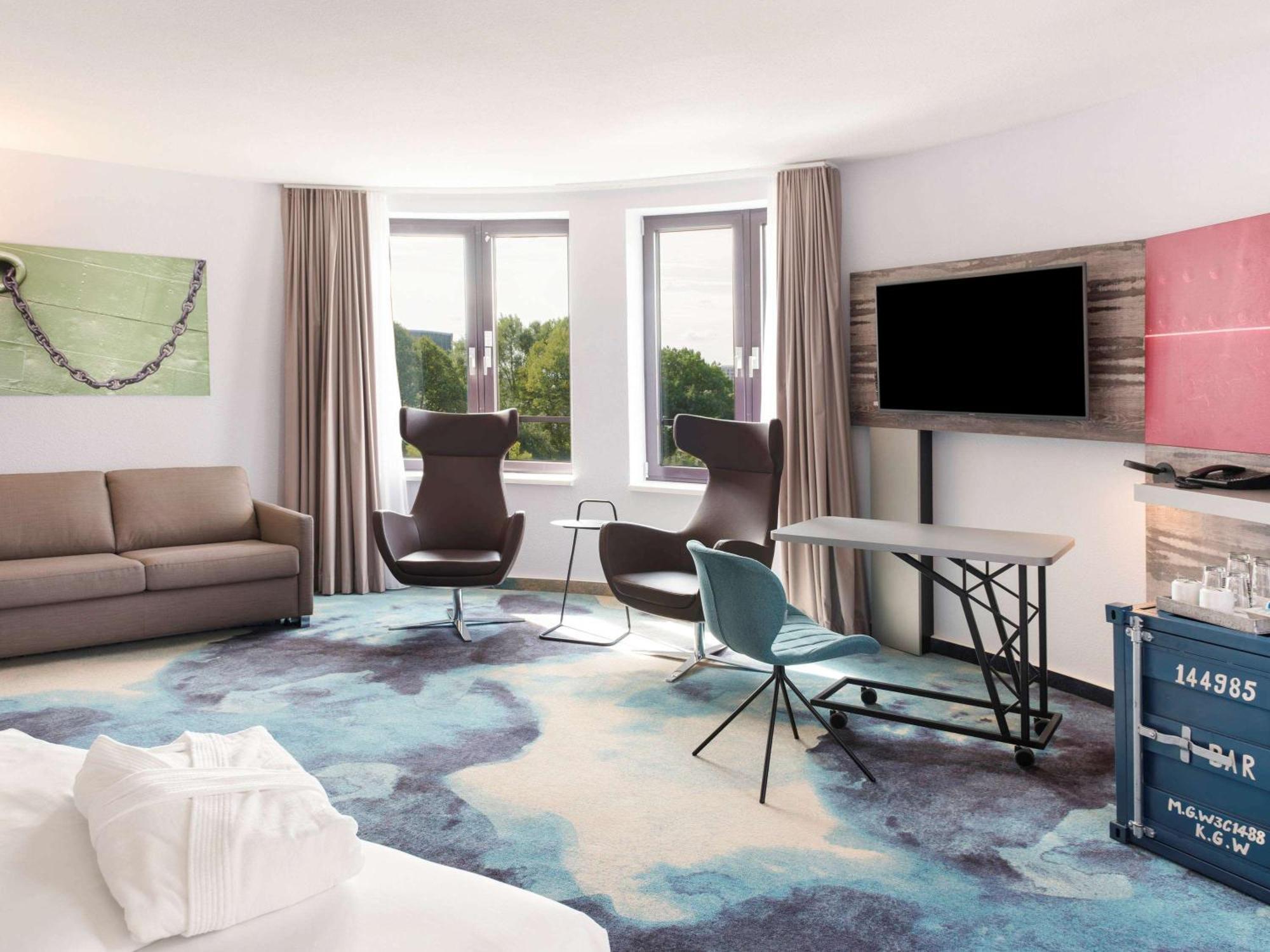 Mercure Hotel 4*