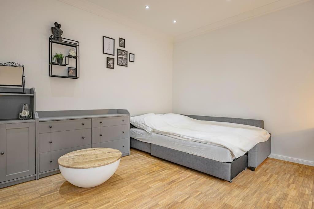 Ruhiges Haus Nahe Arena & Stadion Mit Parkmoeglichkeiten - Ac Hanse Hosting Apartamento