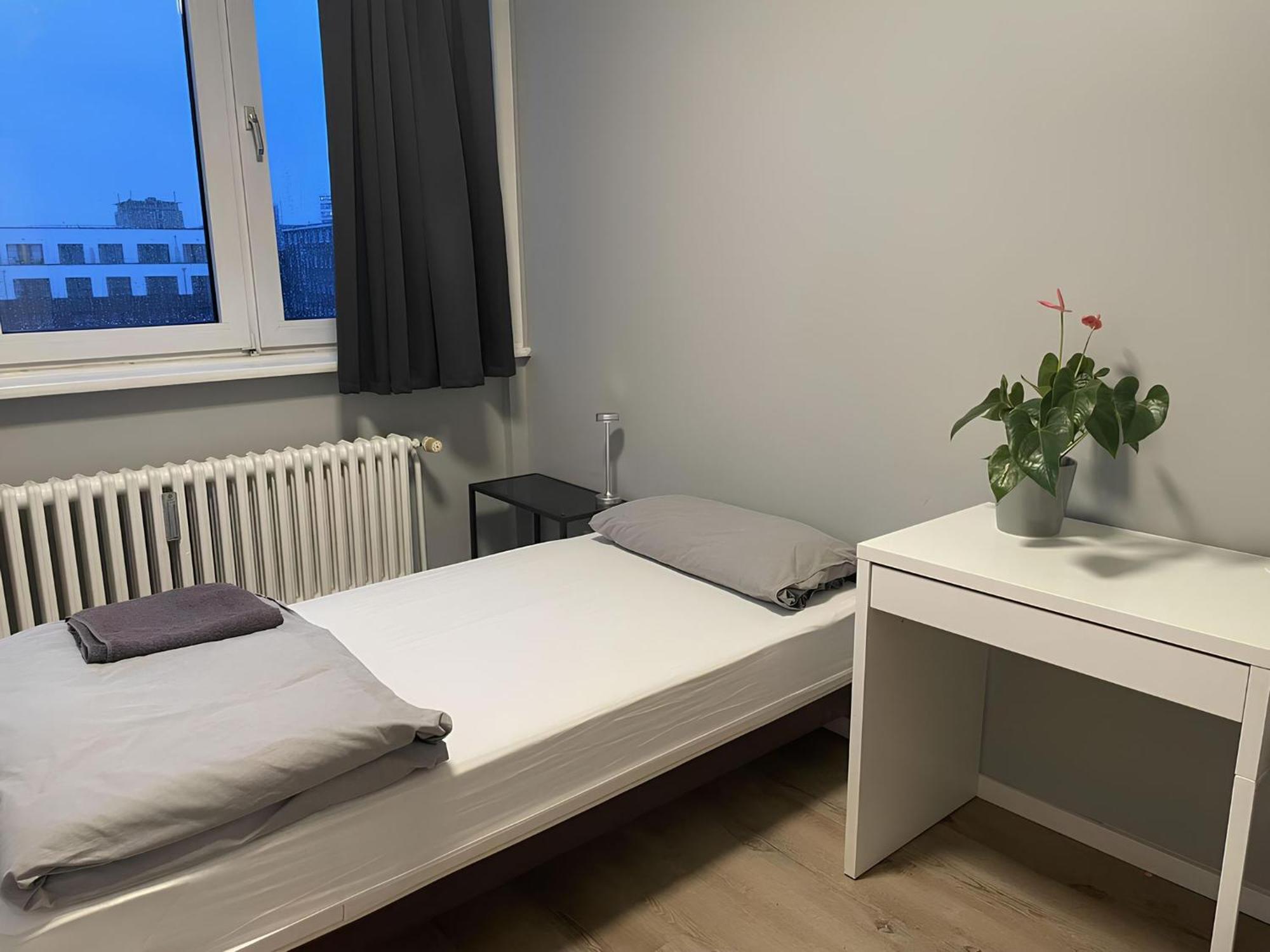 Simple Sleep Albergue *