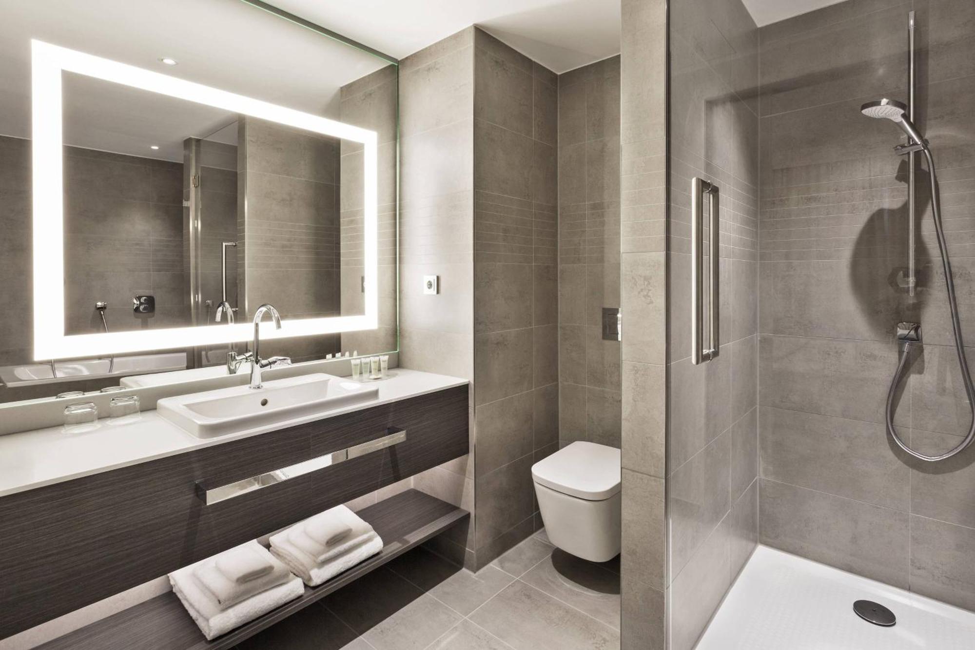Hotel Courtyard By Marriott Hamburg-Harburg