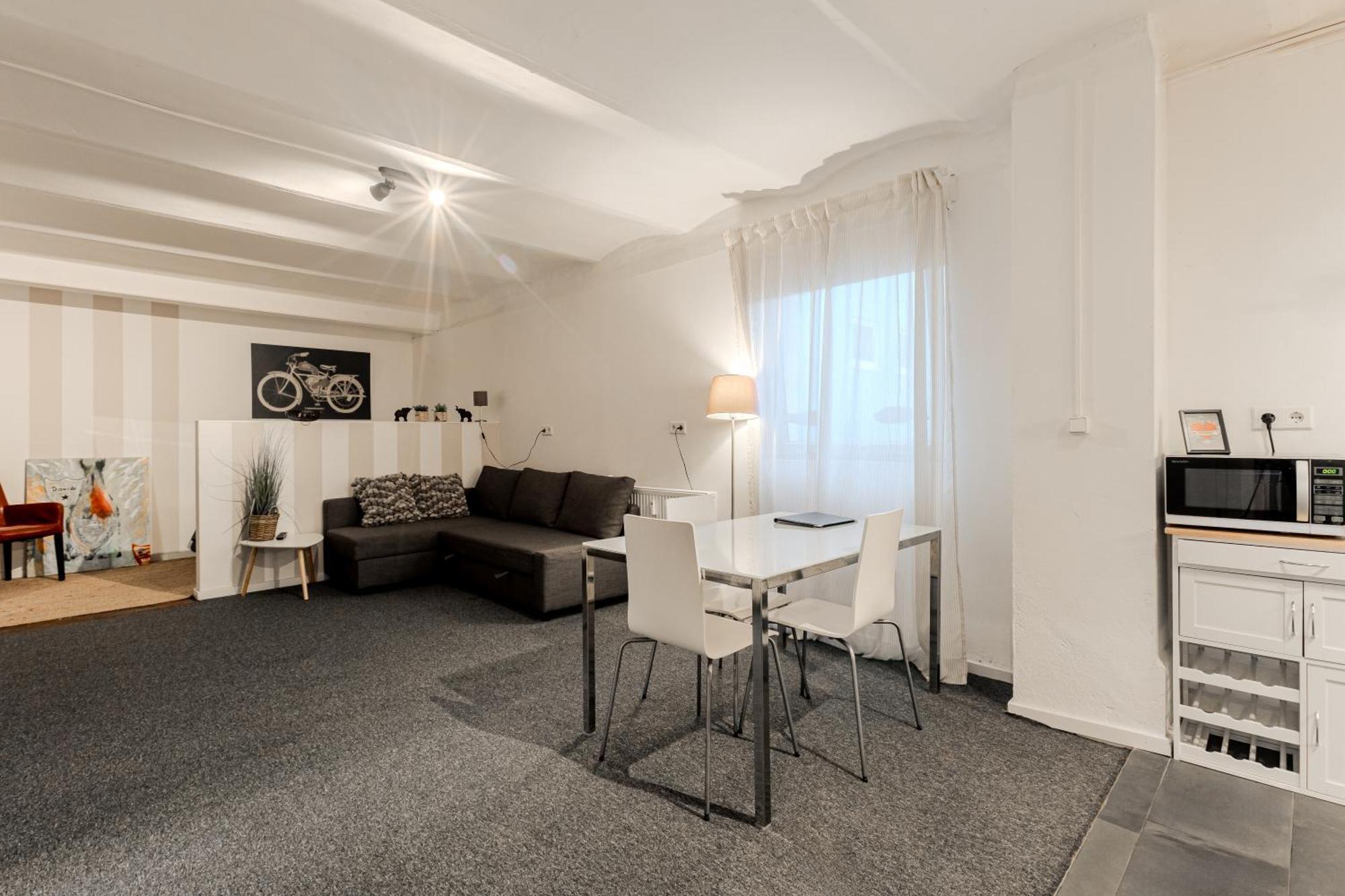 Apartamento Stadtnahe & Ruhig Gelegen, Fusslaeufig Zur Alster *