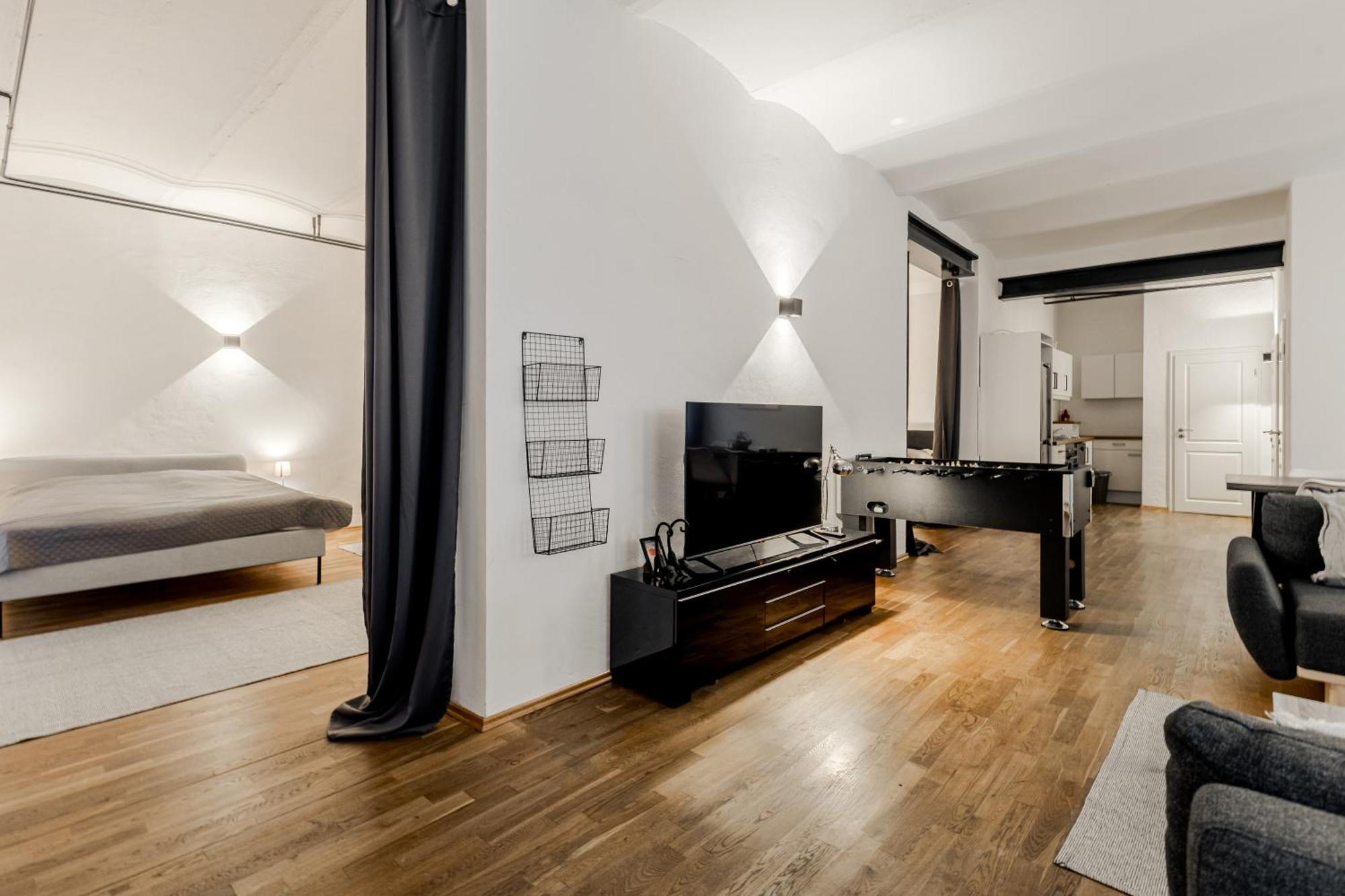 125qm Loft Nahe Stadt Und Hafen Apartamento *
