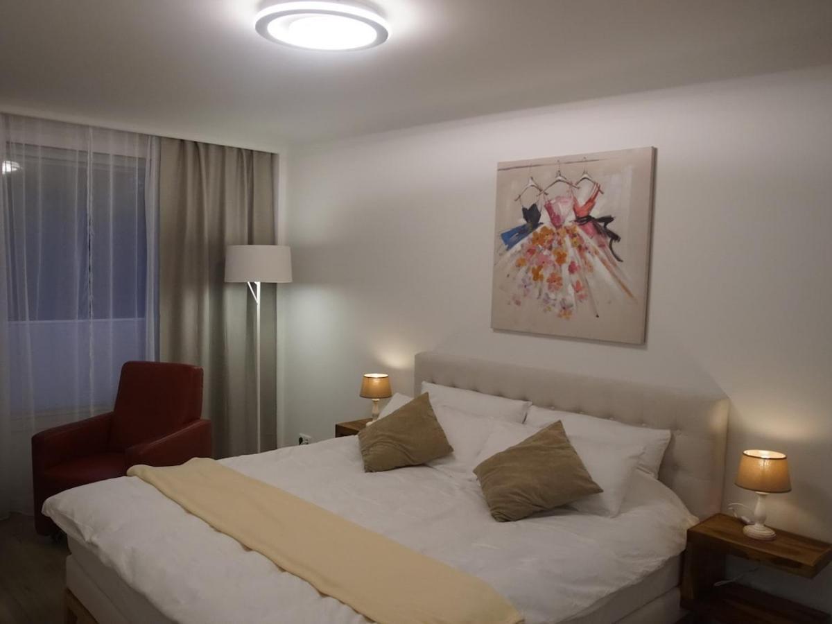 Apartamento 2-room With Balcony View Of Aussenalster