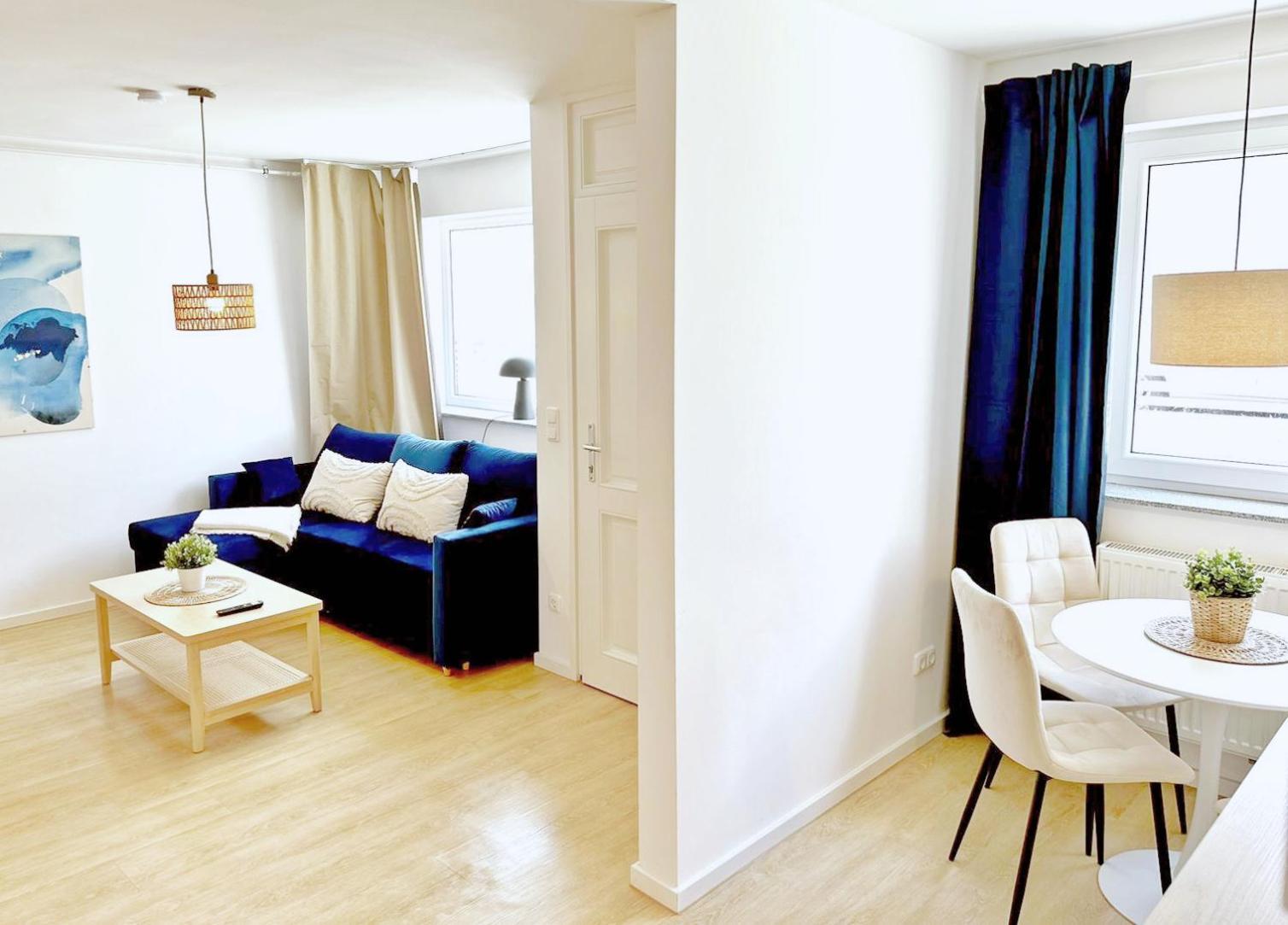 Apartamento Stylisches 2-zimmer Ambient In Alsternaehe Mit Kingsize-bett & Schlafsofa *