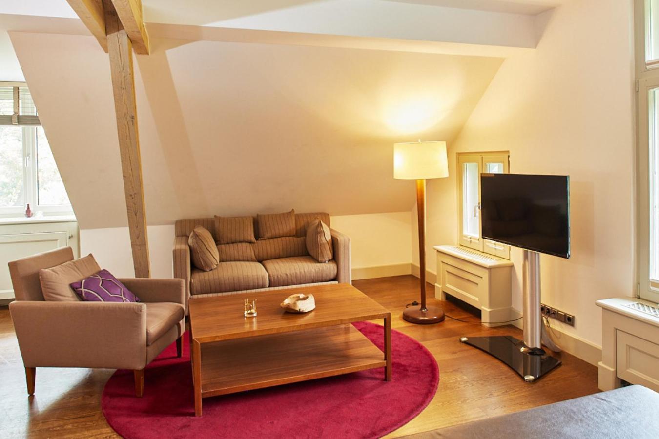 Hotel Das Elbcottage - Remise am Süllberg - Boarding House *