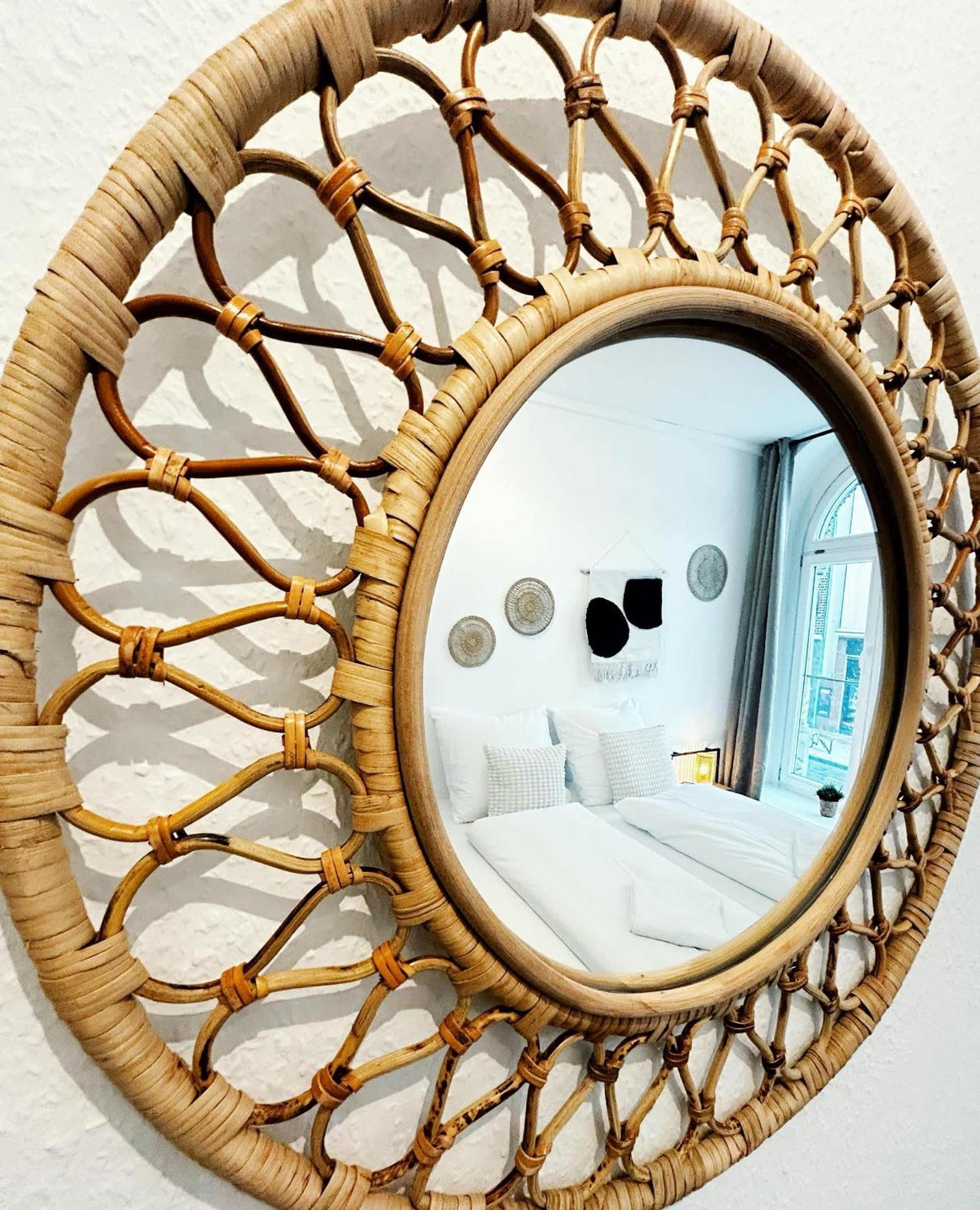Stylish Near Binnenalster For Up To 8 Guests *