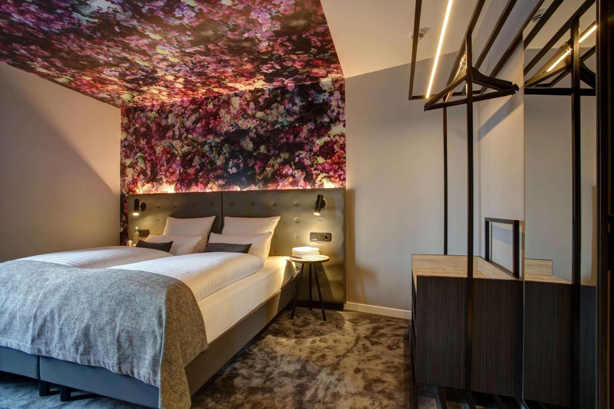 Hotel Vienna House Easy By Wyndham 3*