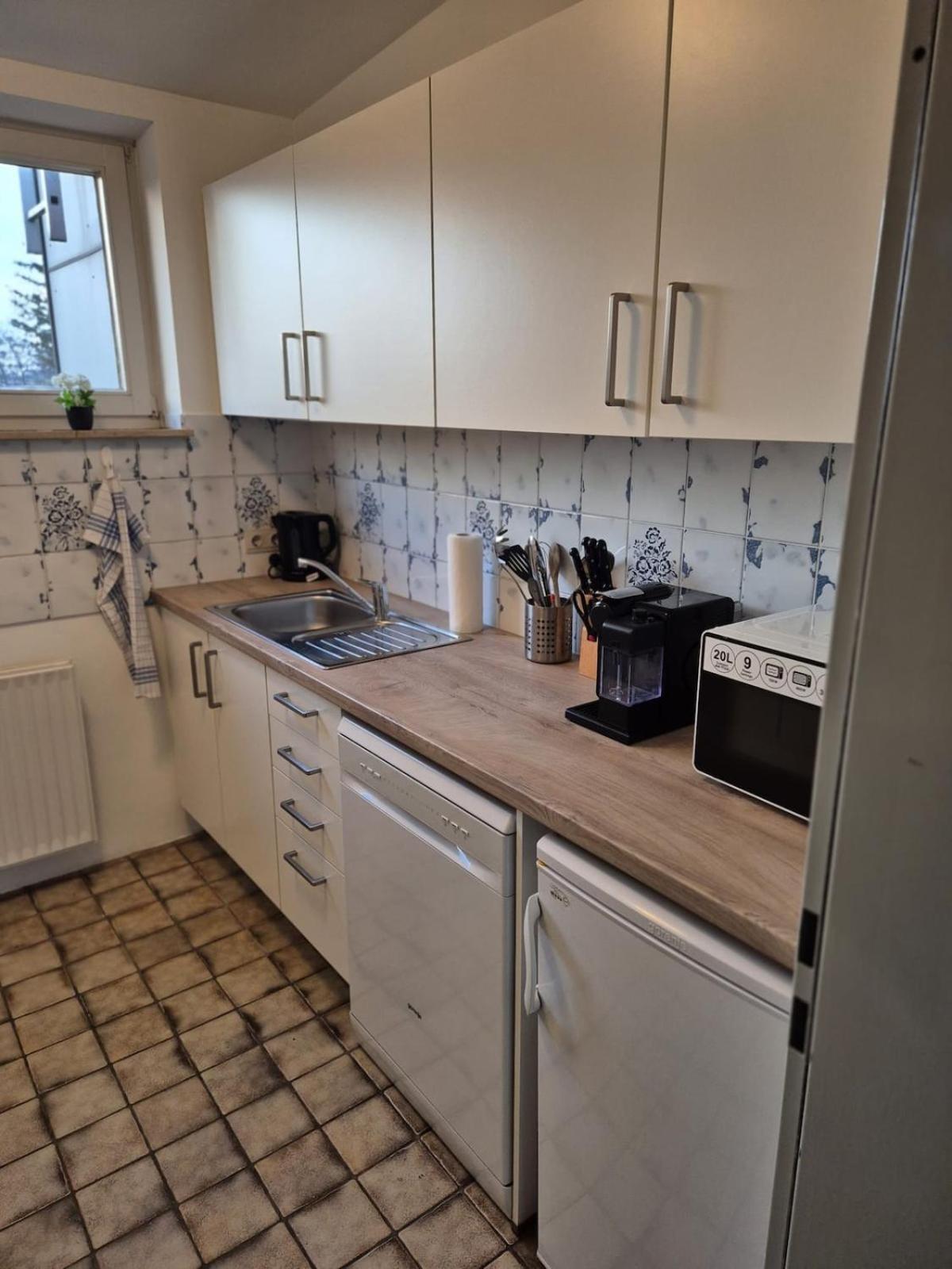 Modern For 6 Guests * Hamburg