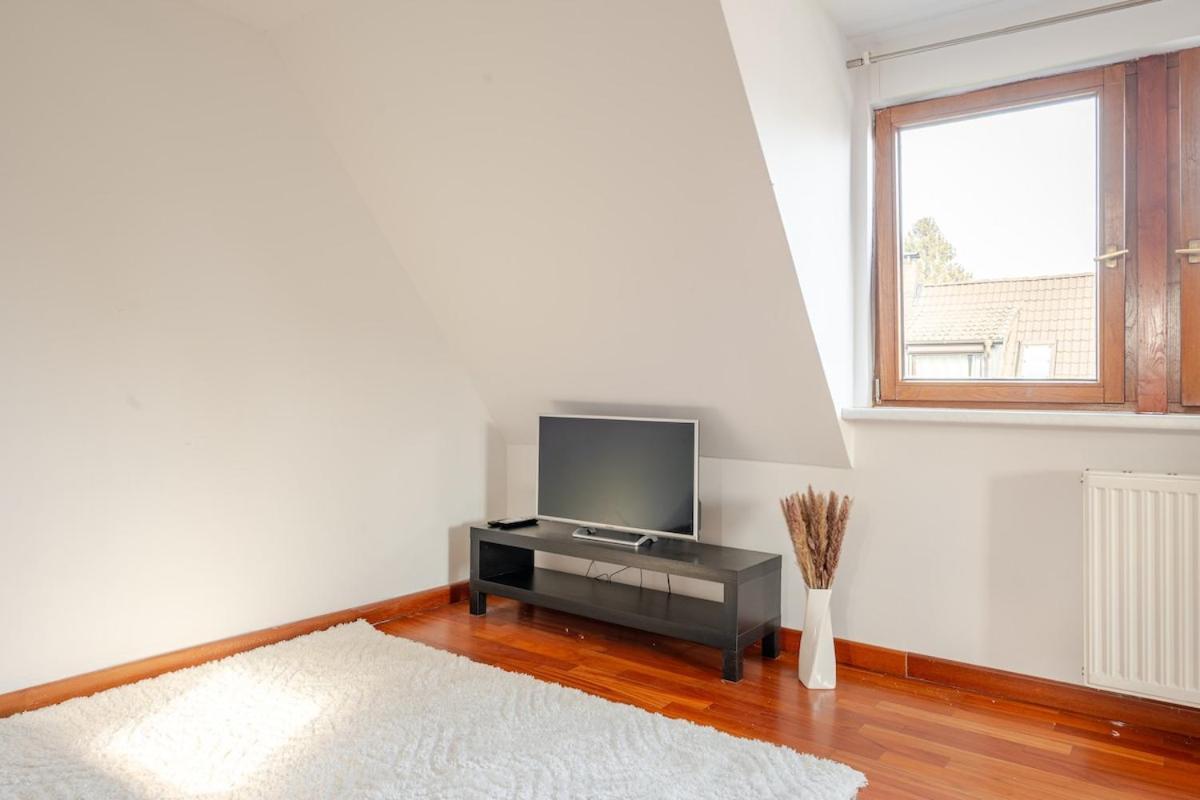 Apartamento Familien Oase Mit Jacuzzi Und Garten
