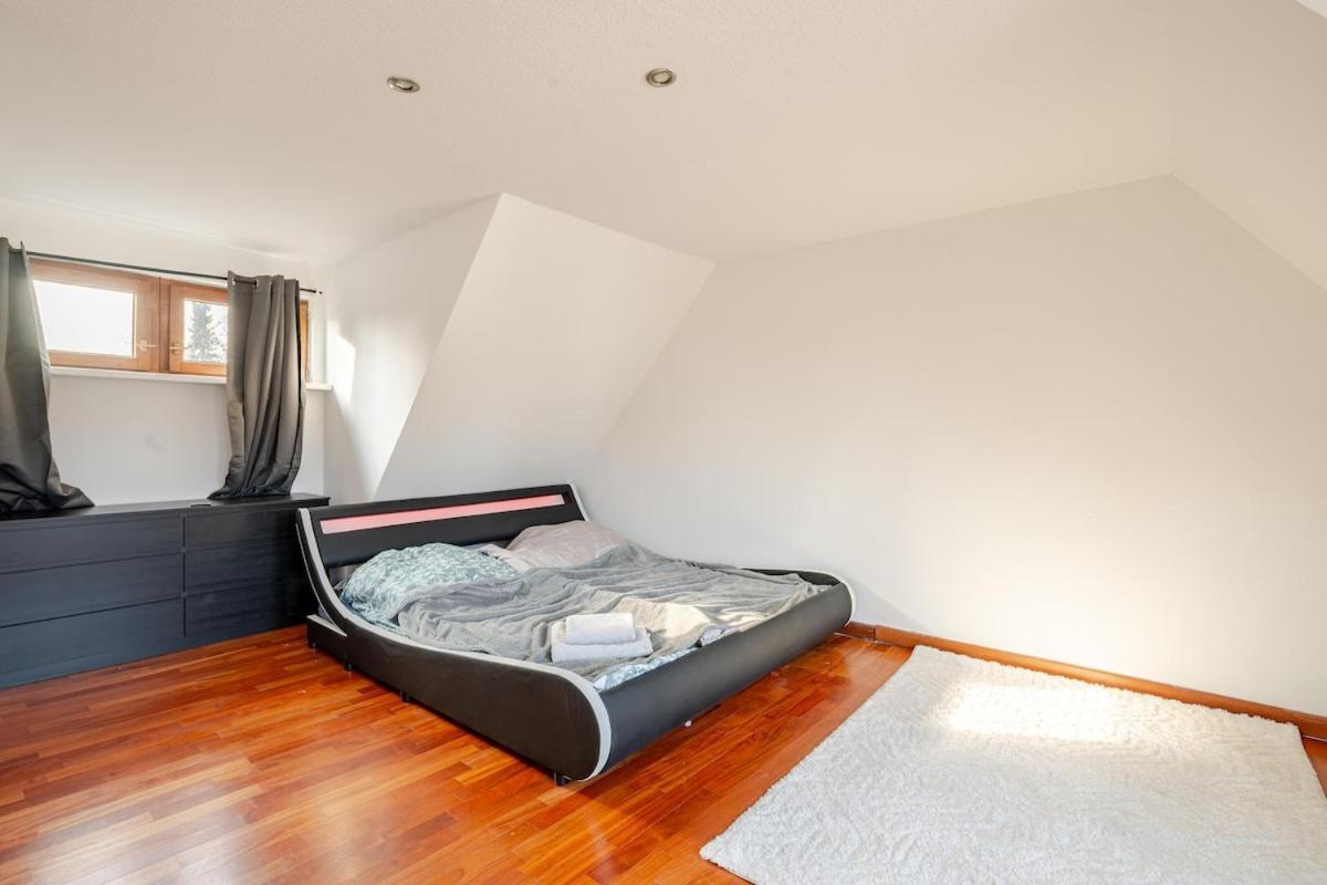 Apartamento Familien Oase Mit Jacuzzi Und Garten Hamburgo