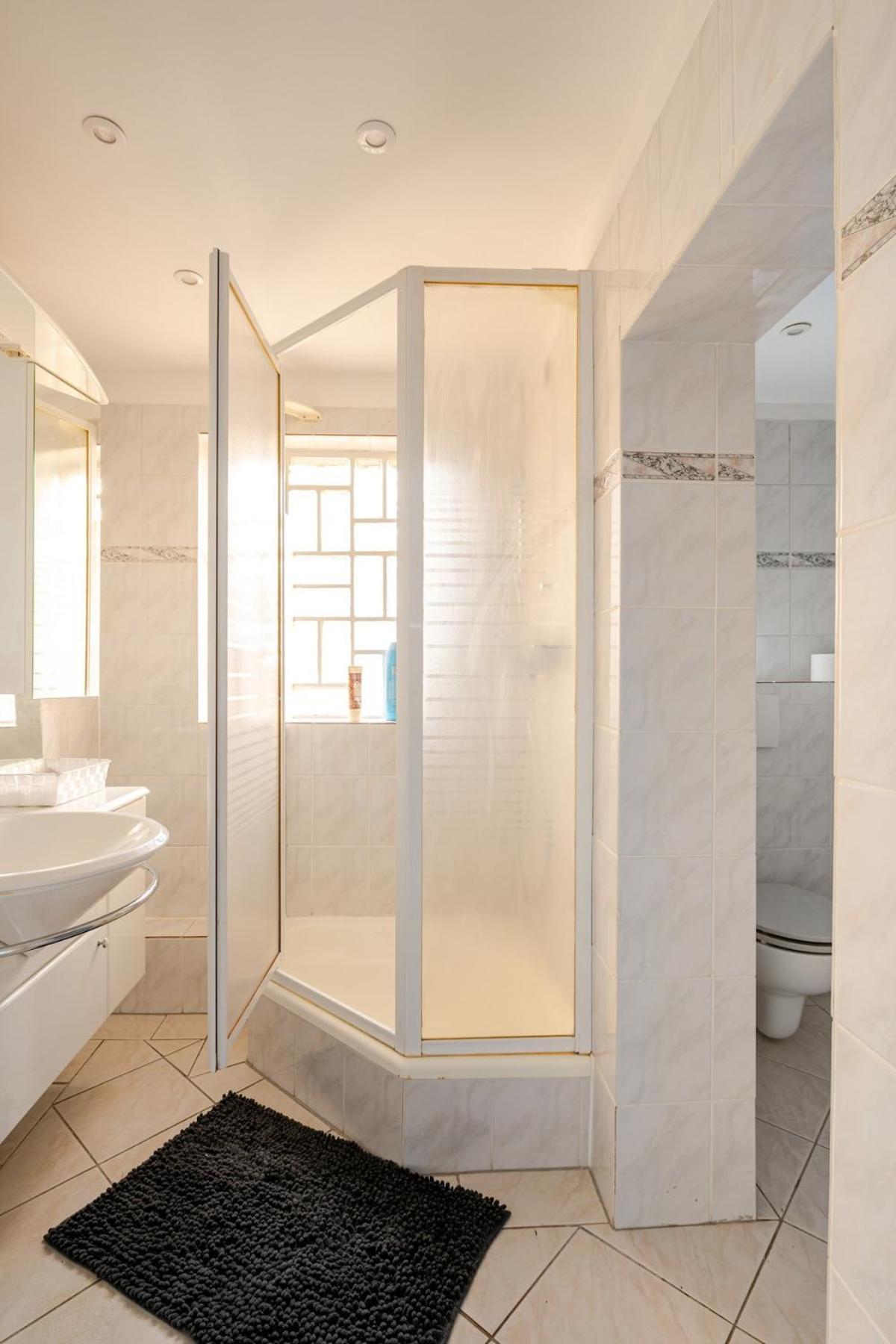 Apartment Familien Oase Mit Jacuzzi Und Garten