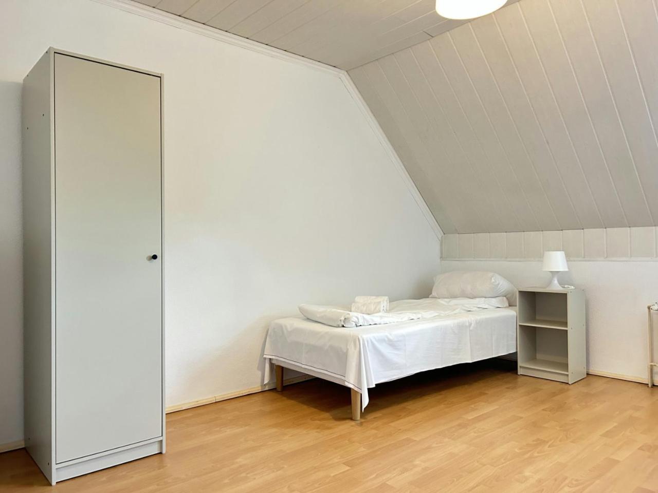 Spacious For 10 Apartment