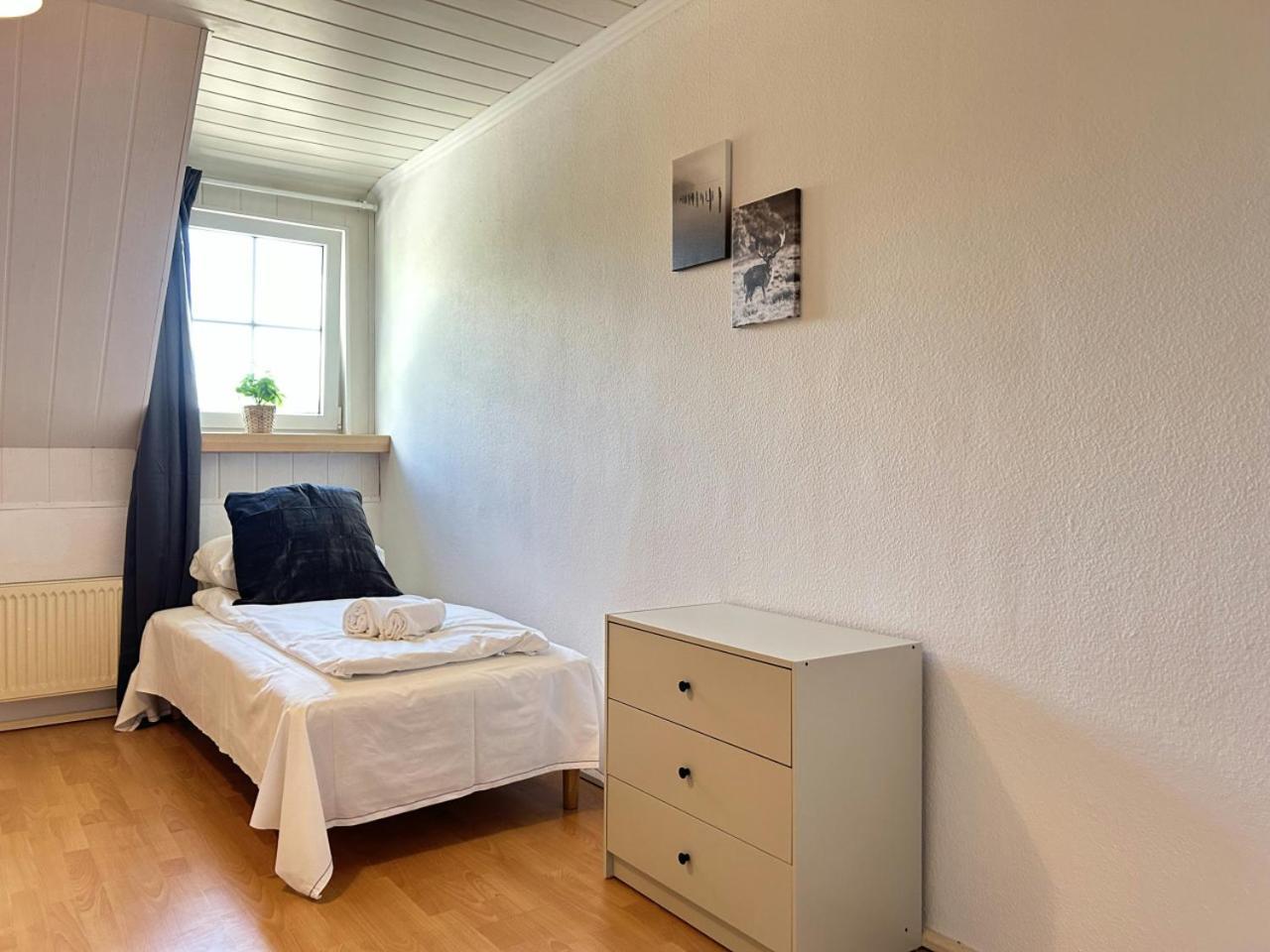 Spacious For 10 Apartment