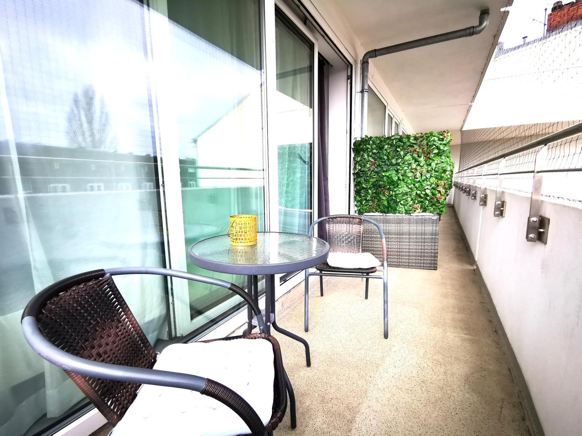 Apartamento Hh 01 By Rockchair - Superhost Status - Modernes Mit Sonnigem Balkon & Premium Boxspringbetten In Winterhude - Geheimtipp
