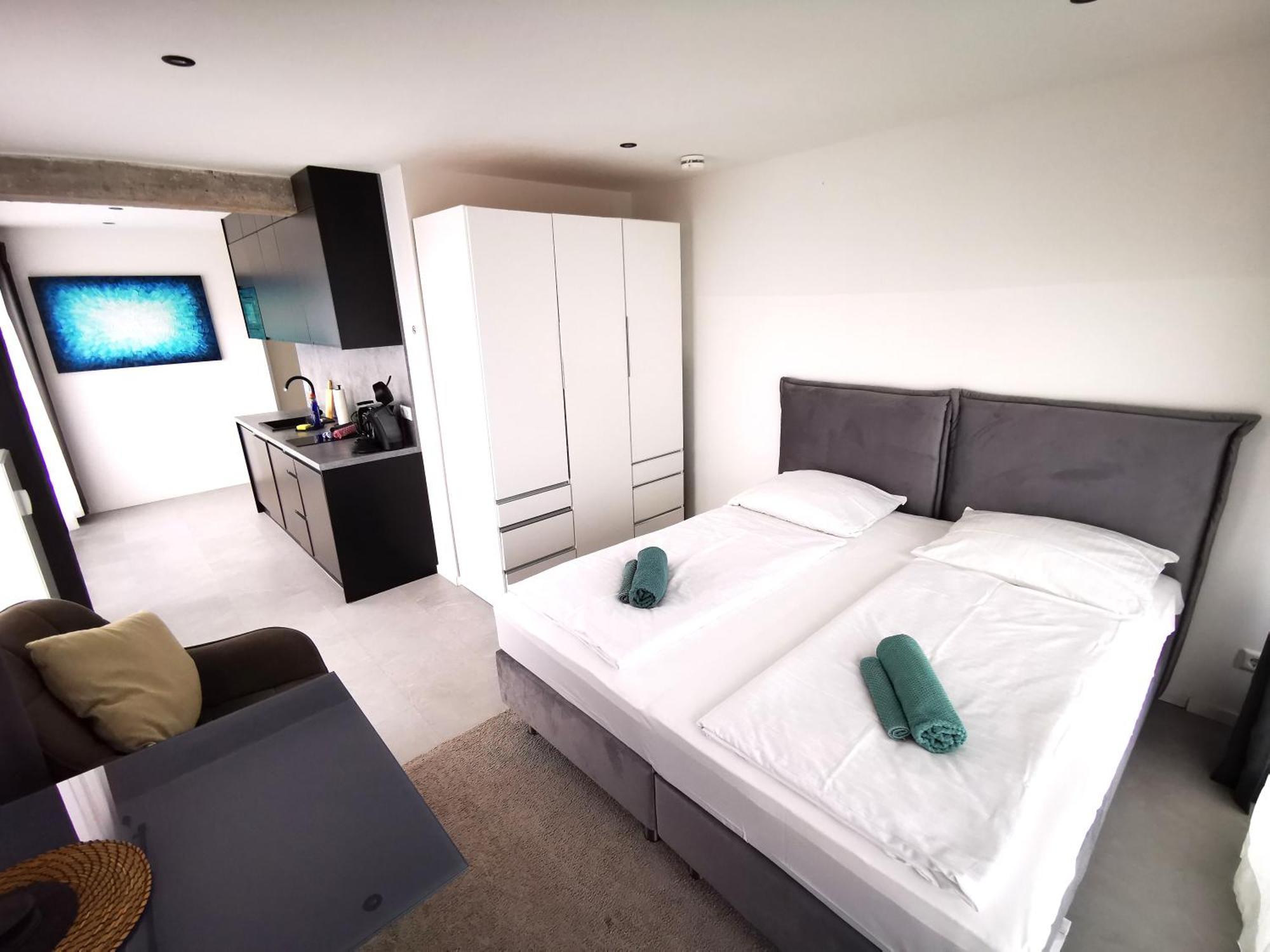 Apartamento Hh 01 By Rockchair - Superhost Status - Modernes Mit Sonnigem Balkon & Premium Boxspringbetten In Winterhude - Geheimtipp *
