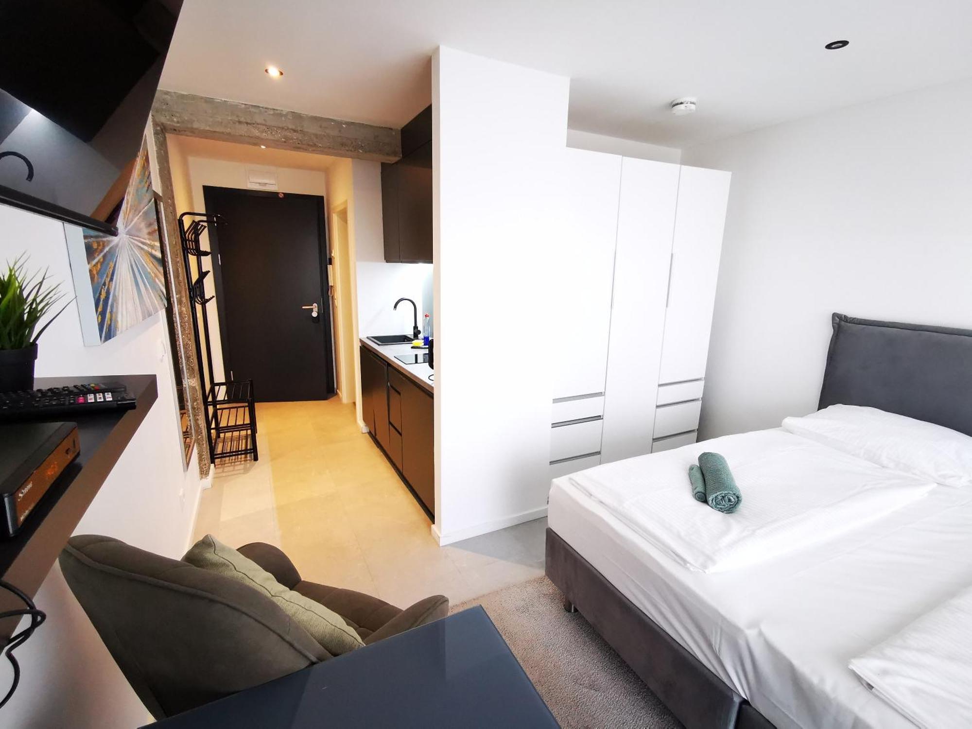 Hh 03 By Rockchair - Superhost Status - Modernes Mit Sonnigem Balkon & Premium Boxspringbetten In Winterhude - Geheimtipp Apartamento *