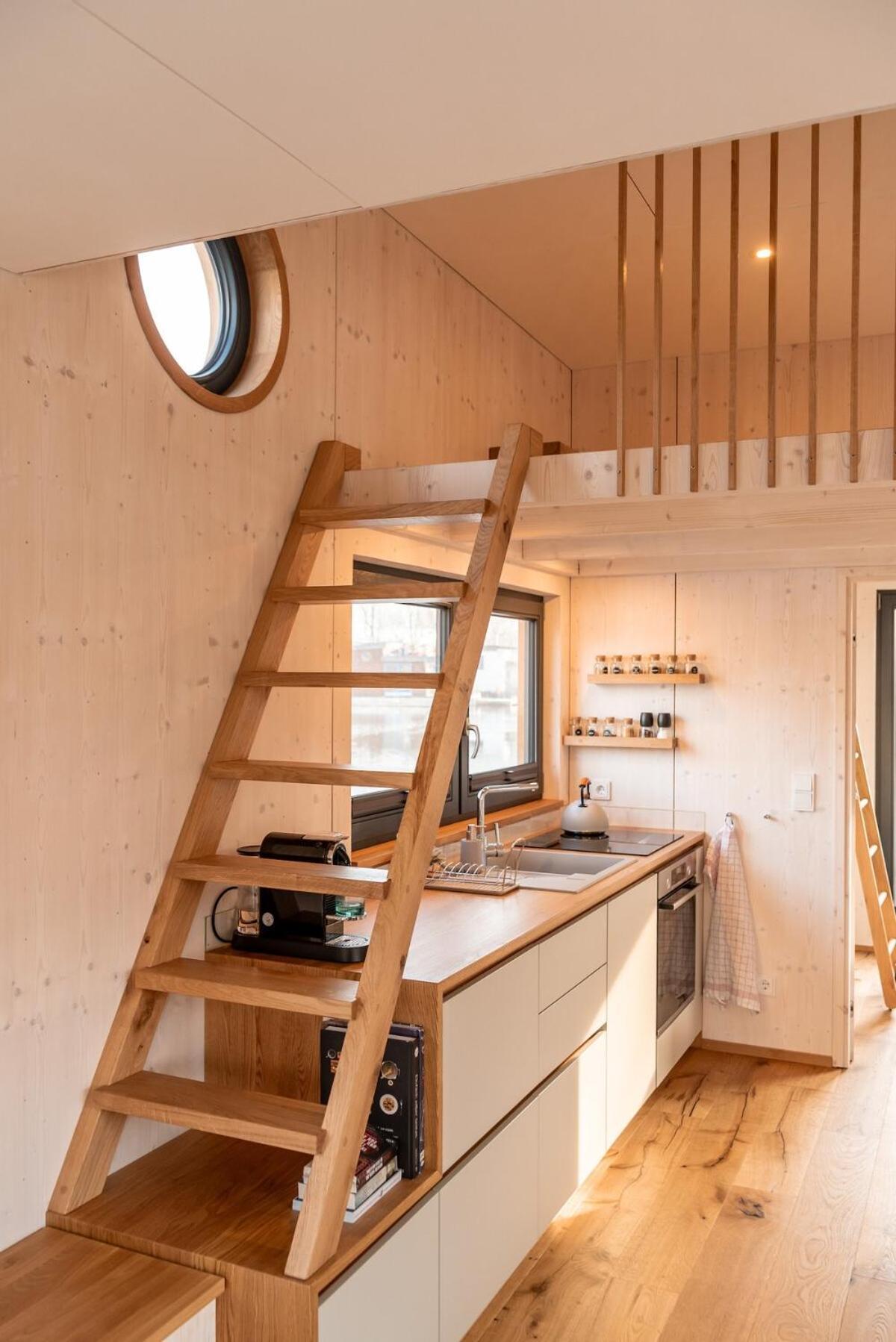 Wohnlich, Hochwertig - Hausboot Petite Mit Kamin *