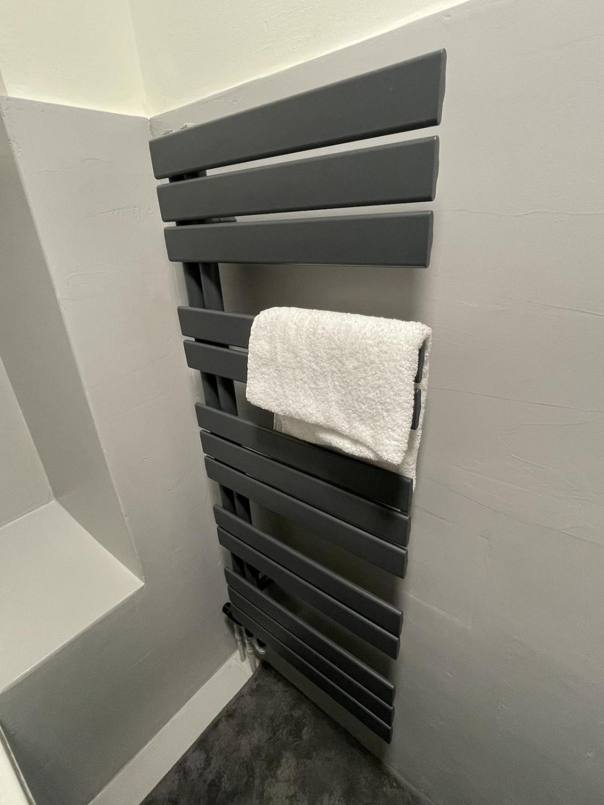 Modern Comfort In 3 Hamburg