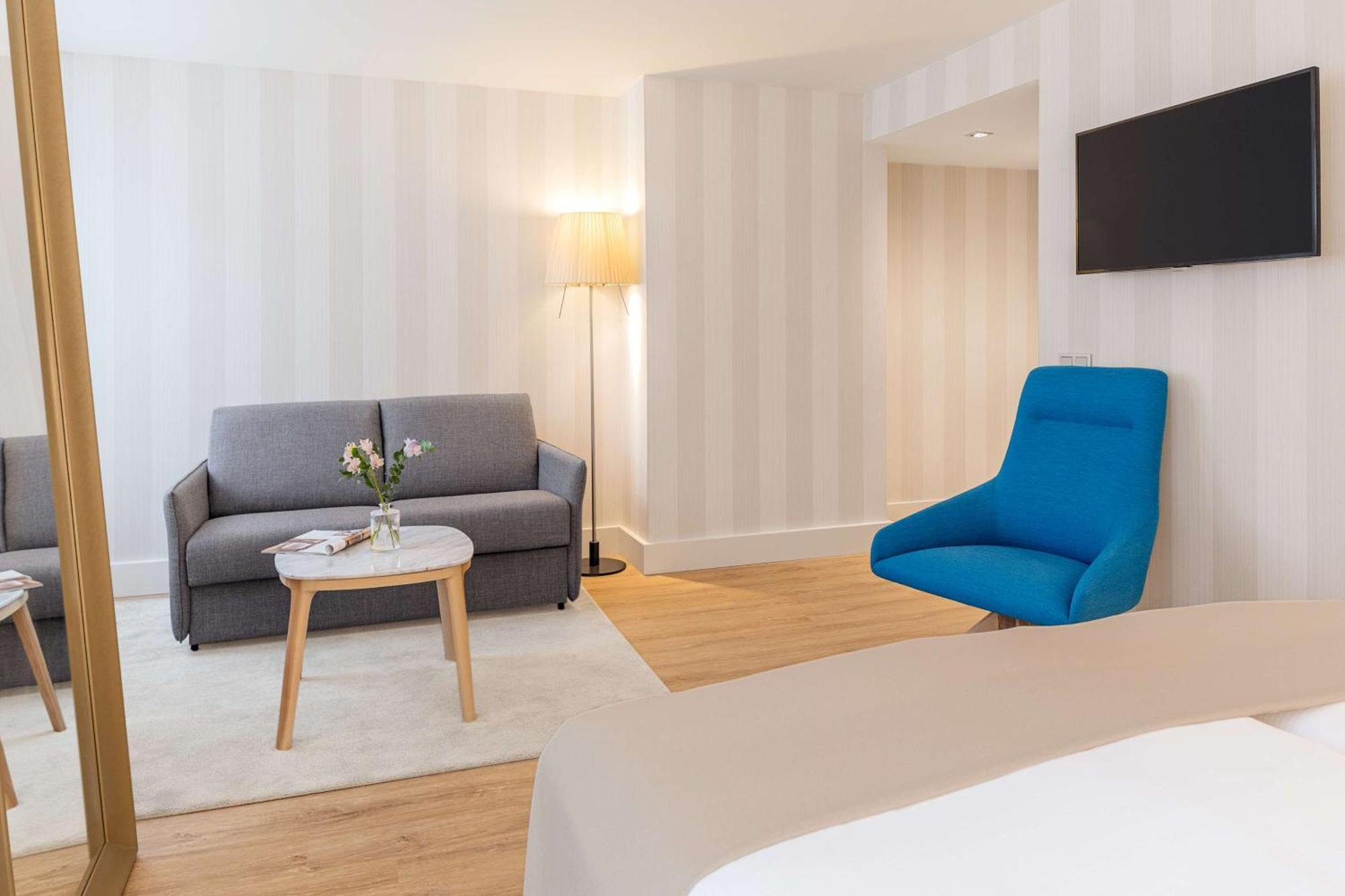 Hotel Nh Mitte 4*