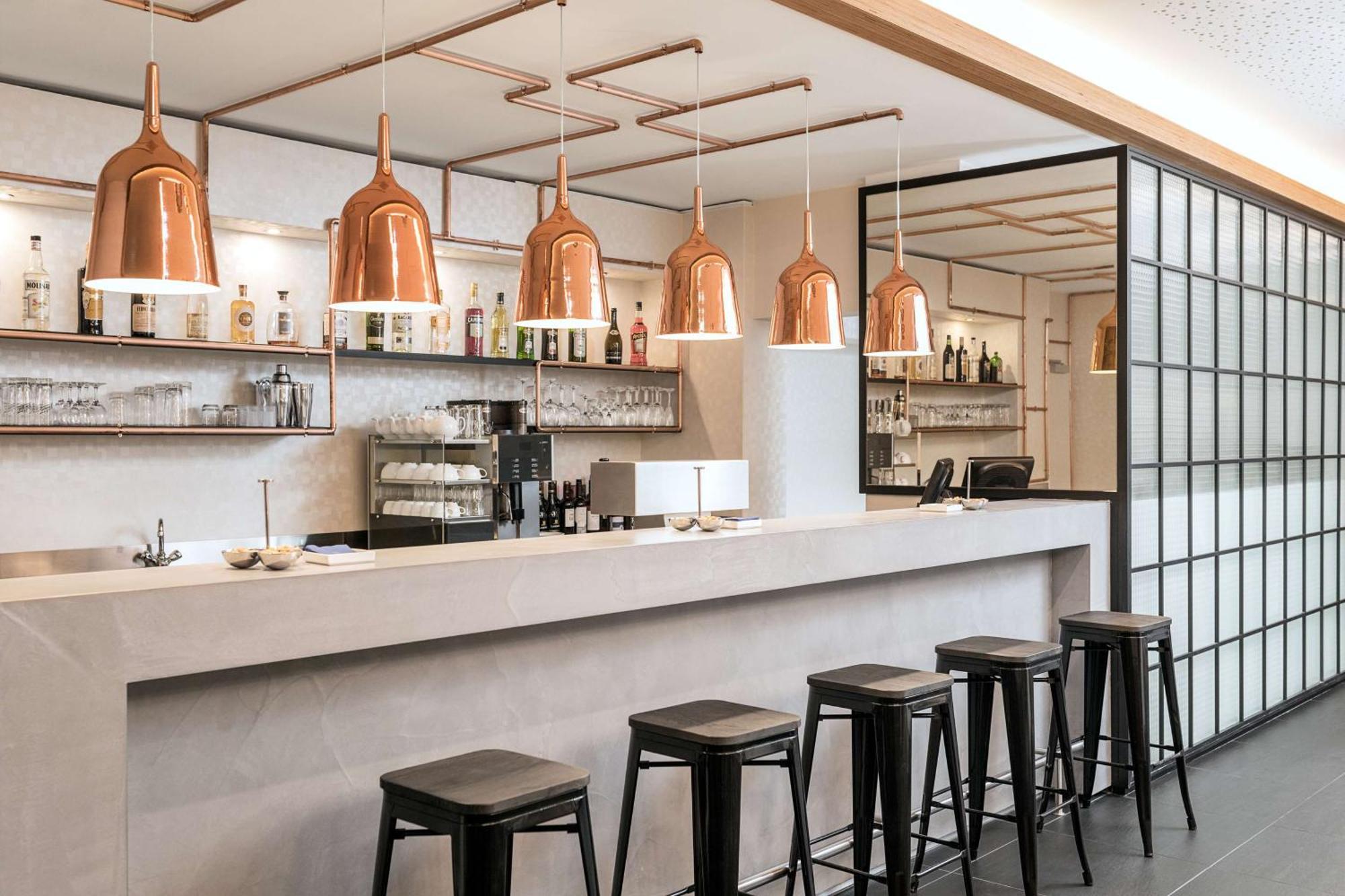 Hotel Nh Mitte 4*