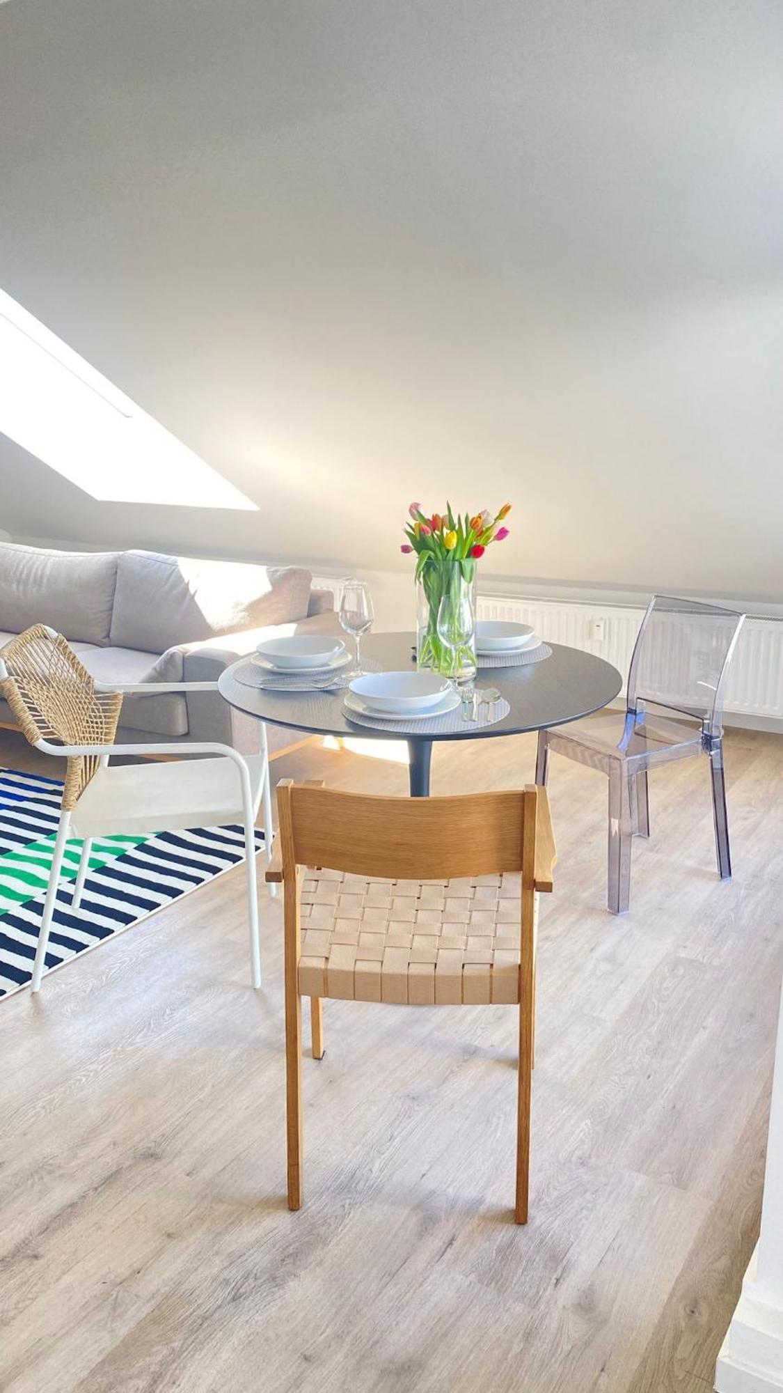 Appartement 2-zimmer-wohnung In Am Flughafen Hamburg-Harburg