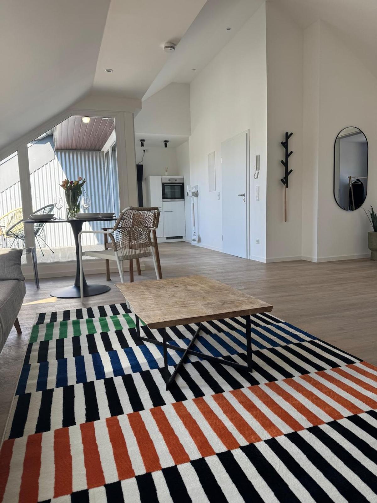 2-zimmer-wohnung In Am Flughafen