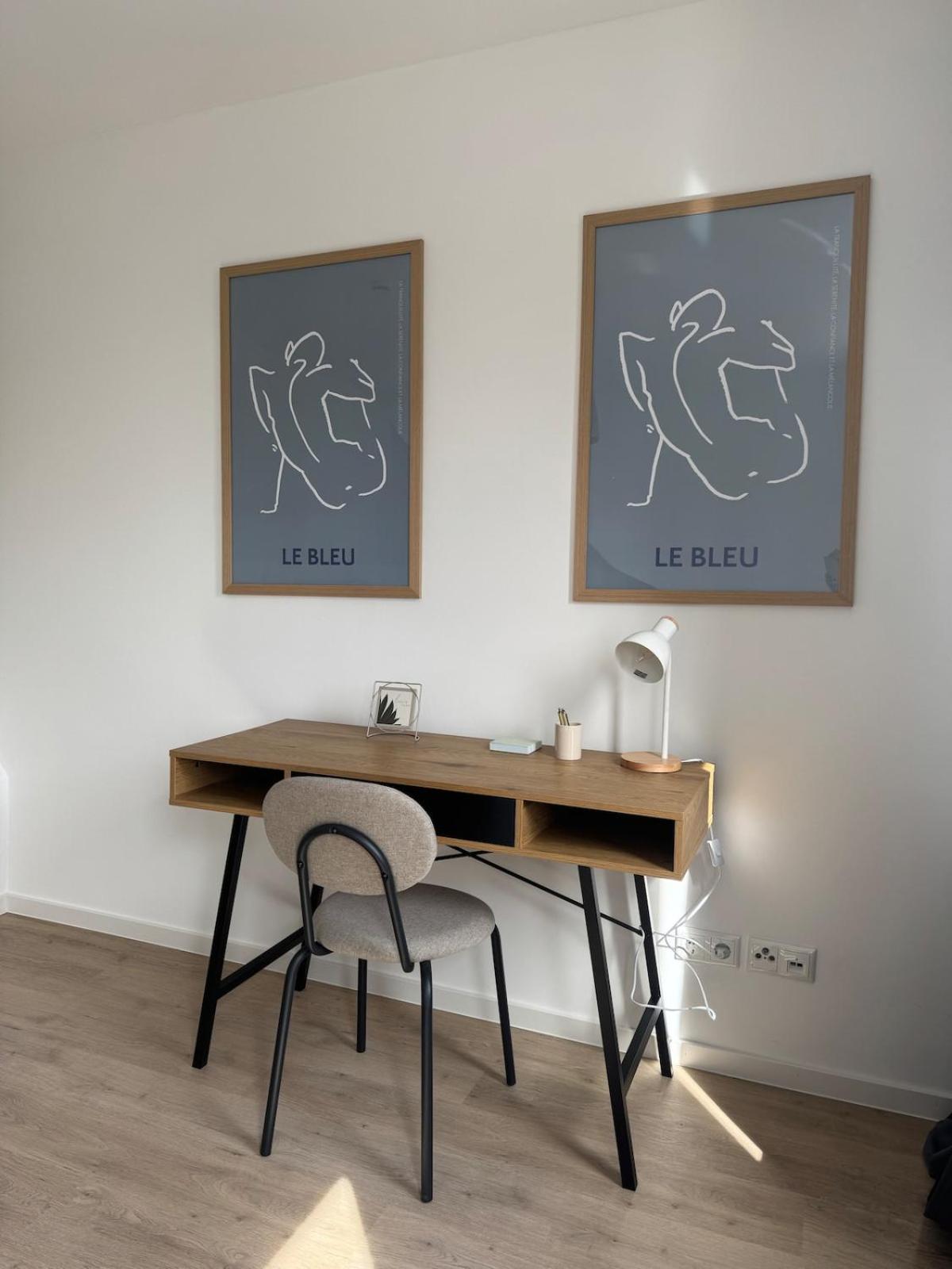 2-zimmer-wohnung In Am Flughafen Appartement *