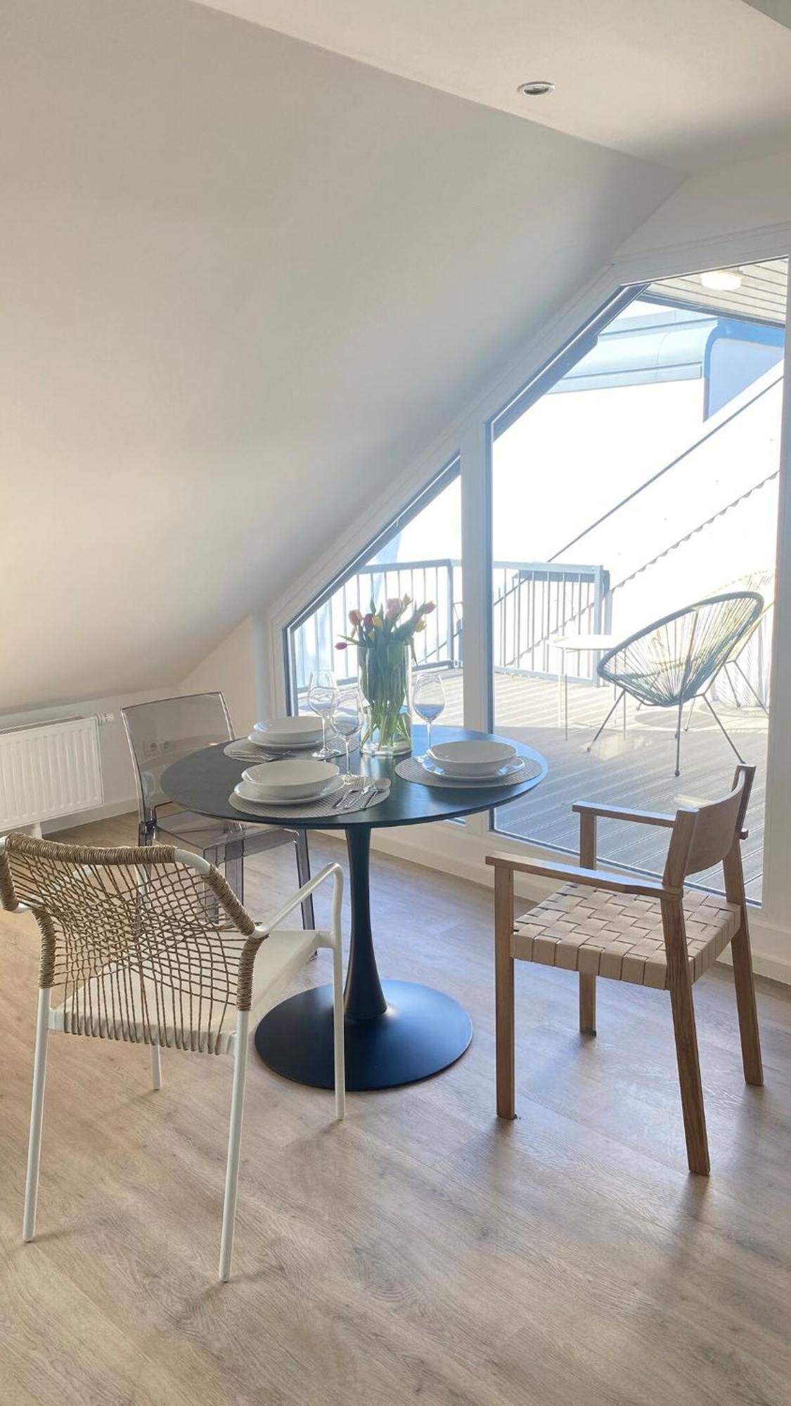 2-zimmer-wohnung In Am Flughafen Appartement *