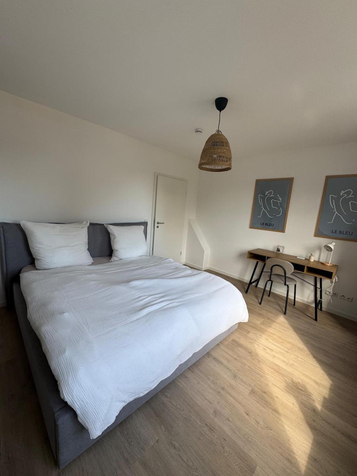 2-zimmer-wohnung In Am Flughafen