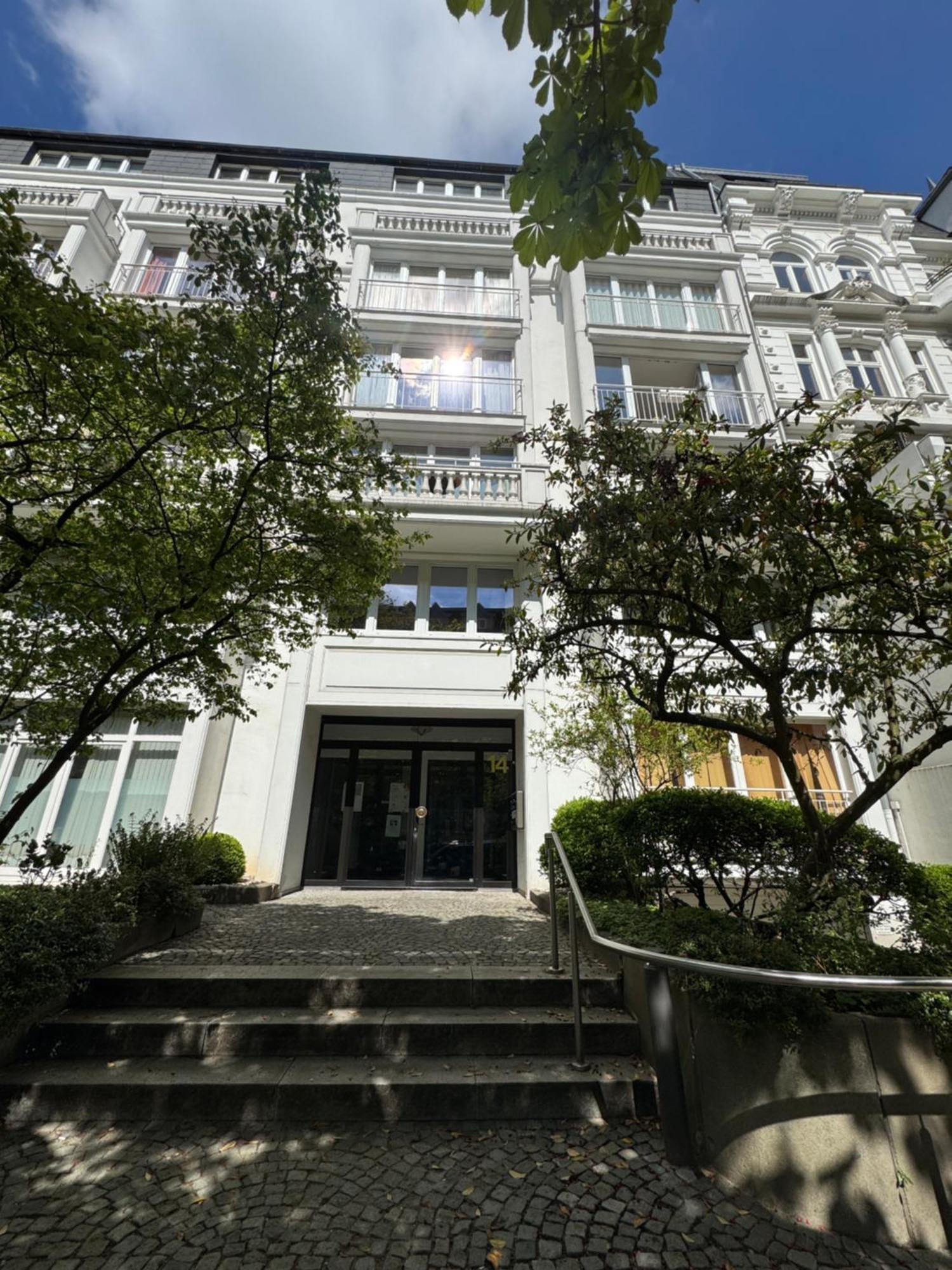 H14 - Prime Location - Perfect For Business & Lifestyle Apartamento *