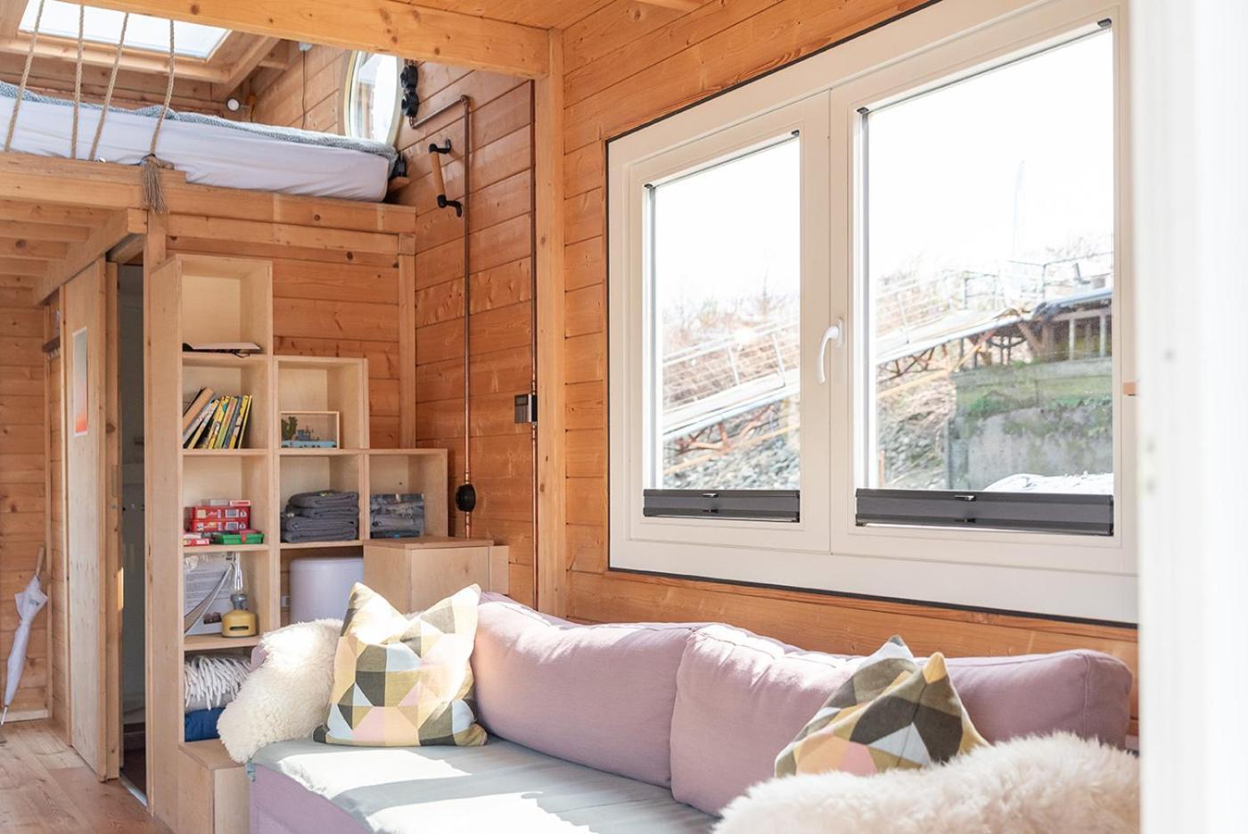 Botel Tolles Tiny-hausboot Marianne Mit Dachterrasse *