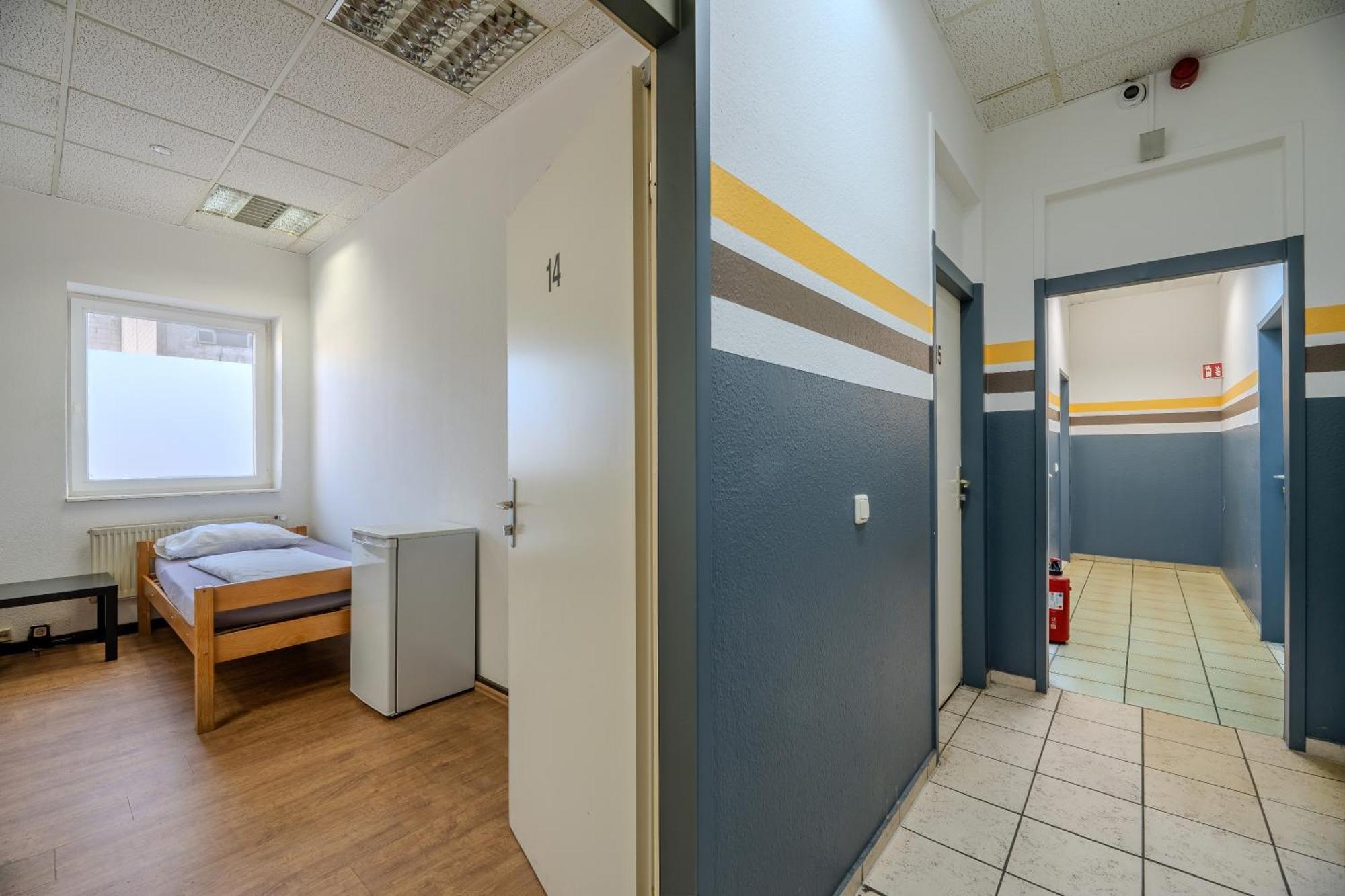 K 357 - Staffboarding - Personal- Und Monteurzimmervermietung Und Vermittlung In Hamburg Und Umgebung Hostel *