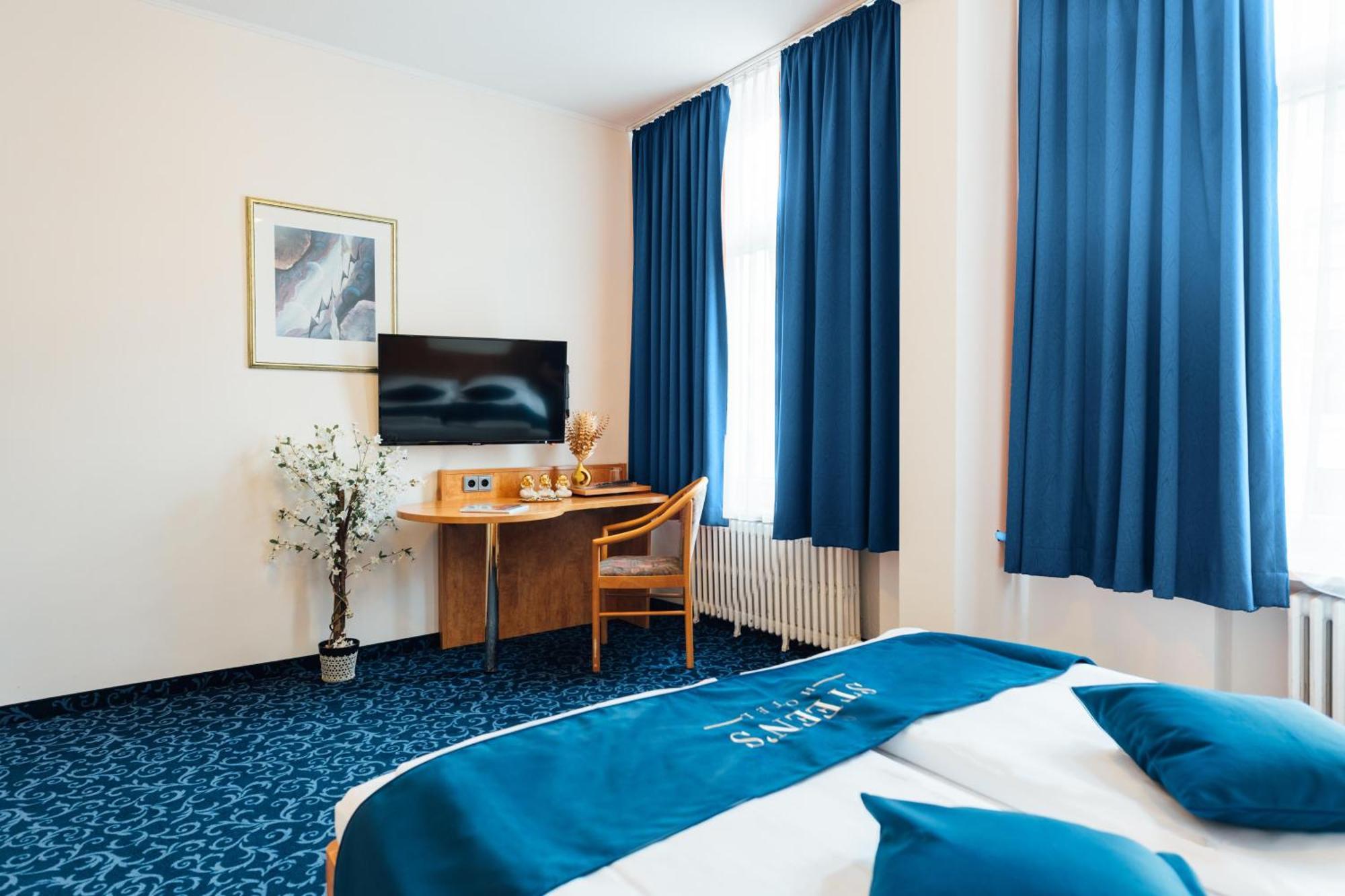 Steens Hotel Alster City 3*