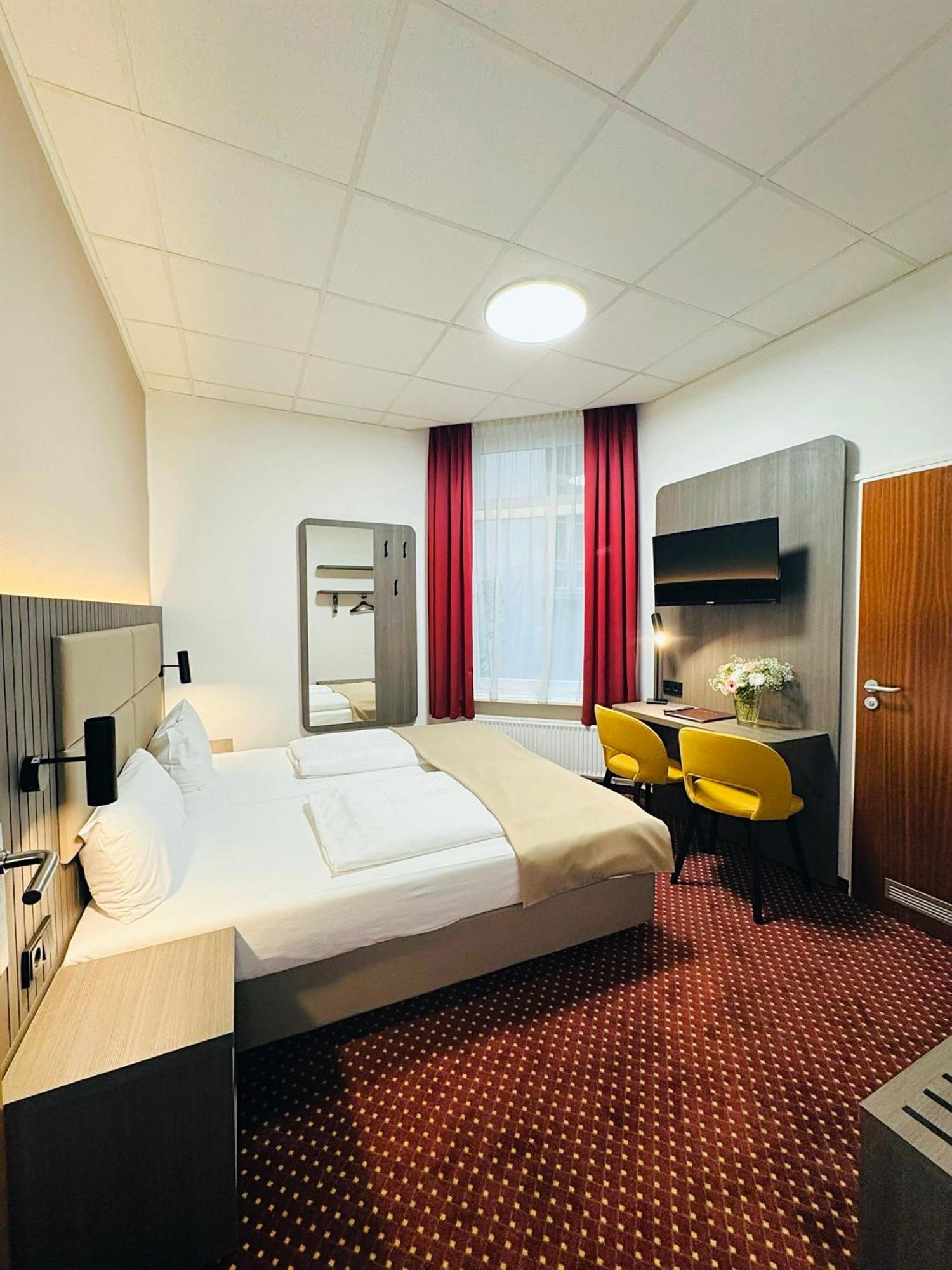 Hotel Lumen Am Hauptbahnhof Hamburg
