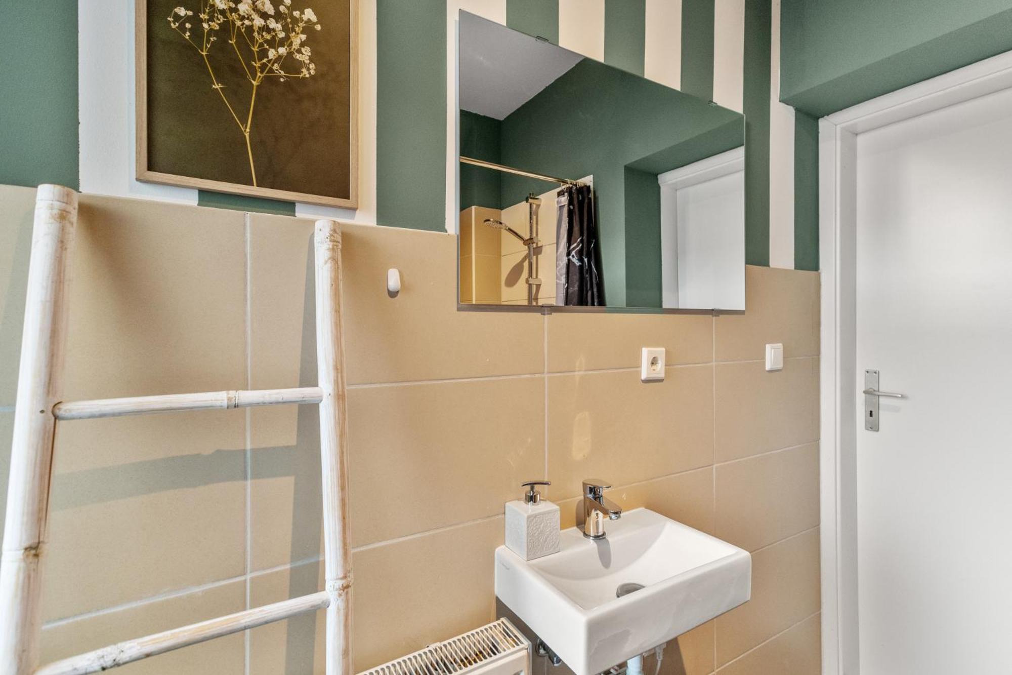 Appartement Stadtnahe & Ruhig Gelegen, Fusslaeufig Zur Alster *