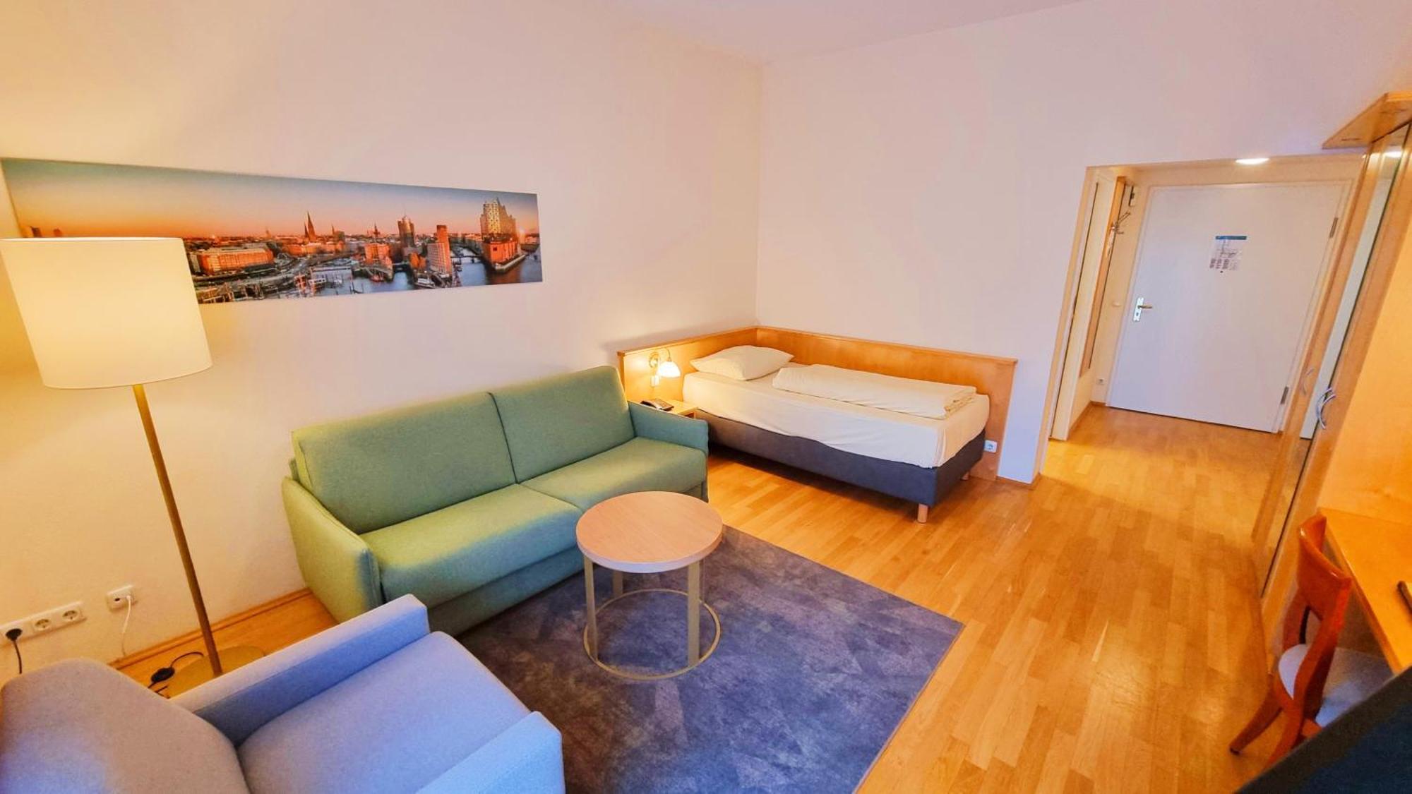 Aparthotel Newlivinghome Residenzhotel 4*
