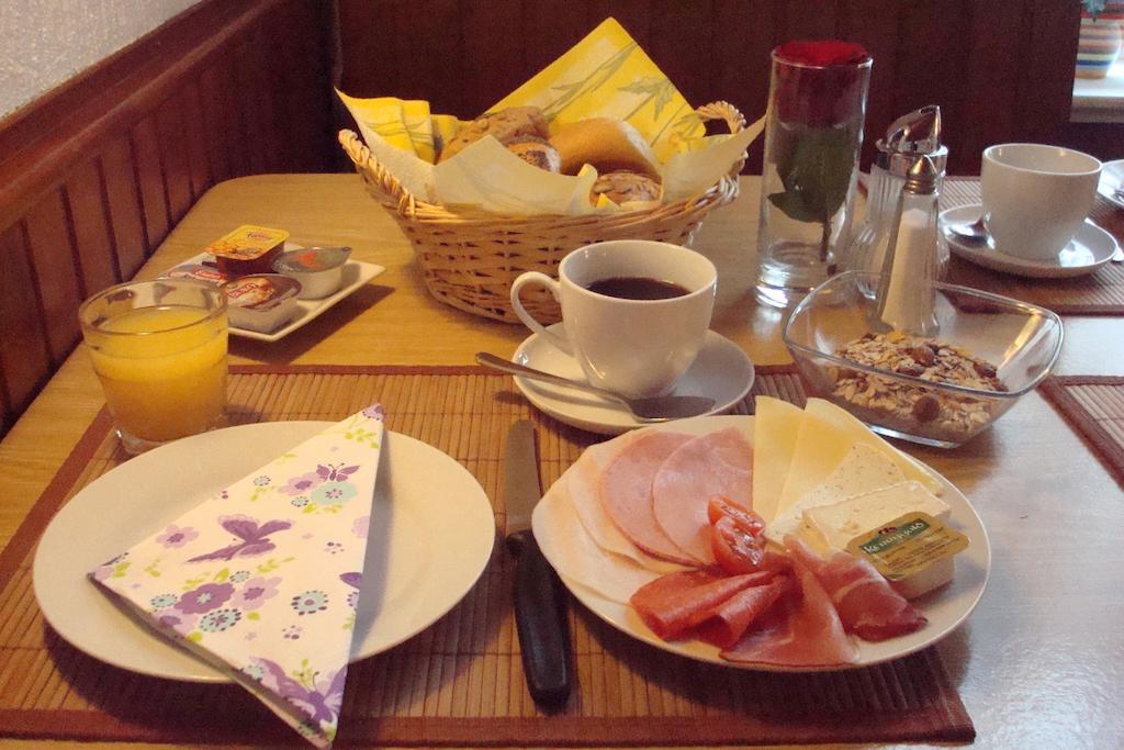 Kieler Hof Hotel 2*